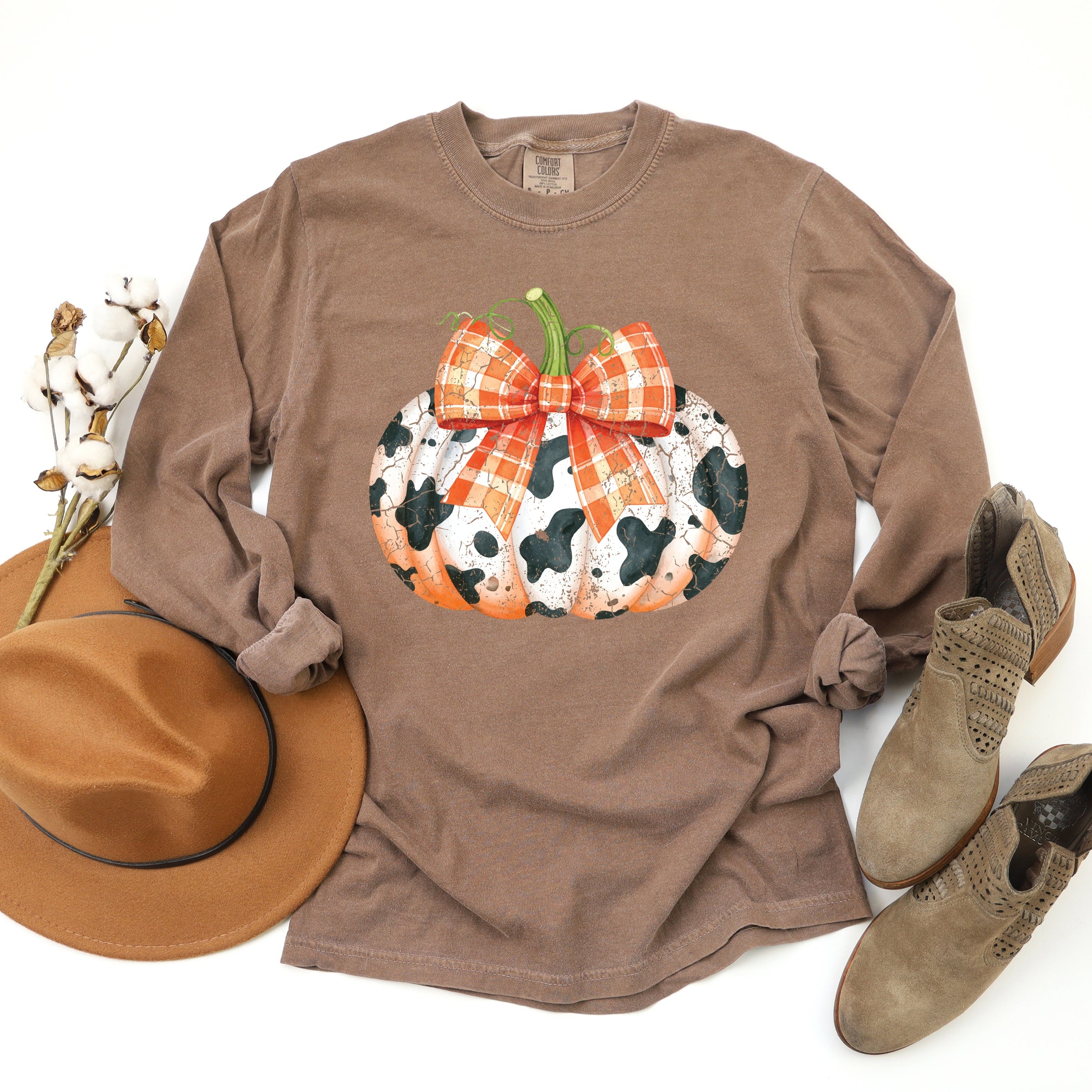 Cow Pumpkin Coquette Distressed - Garment Dyed Long Sleeve