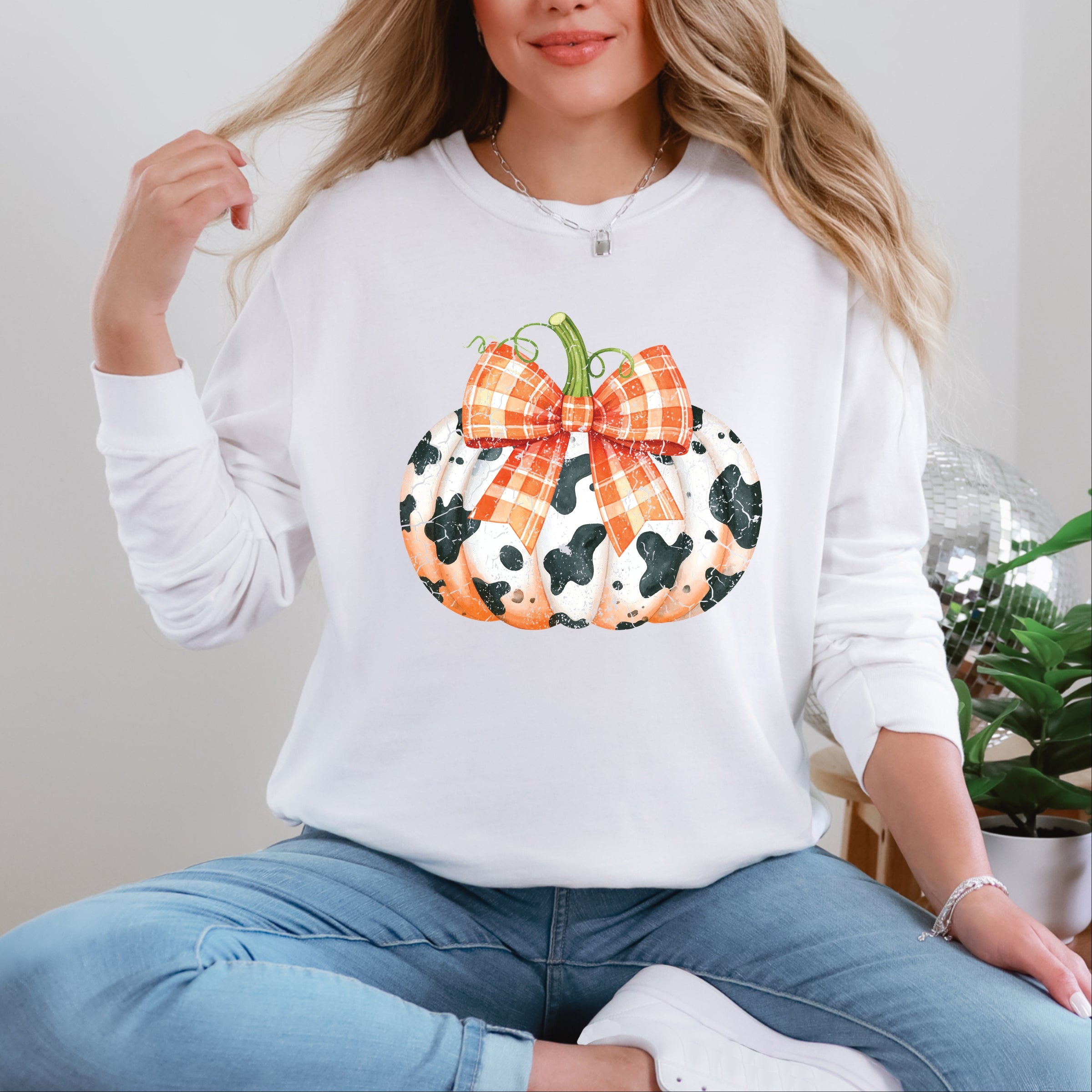 Cow Pumpkin Coquette Distressed - Garment Dyed Long Sleeve