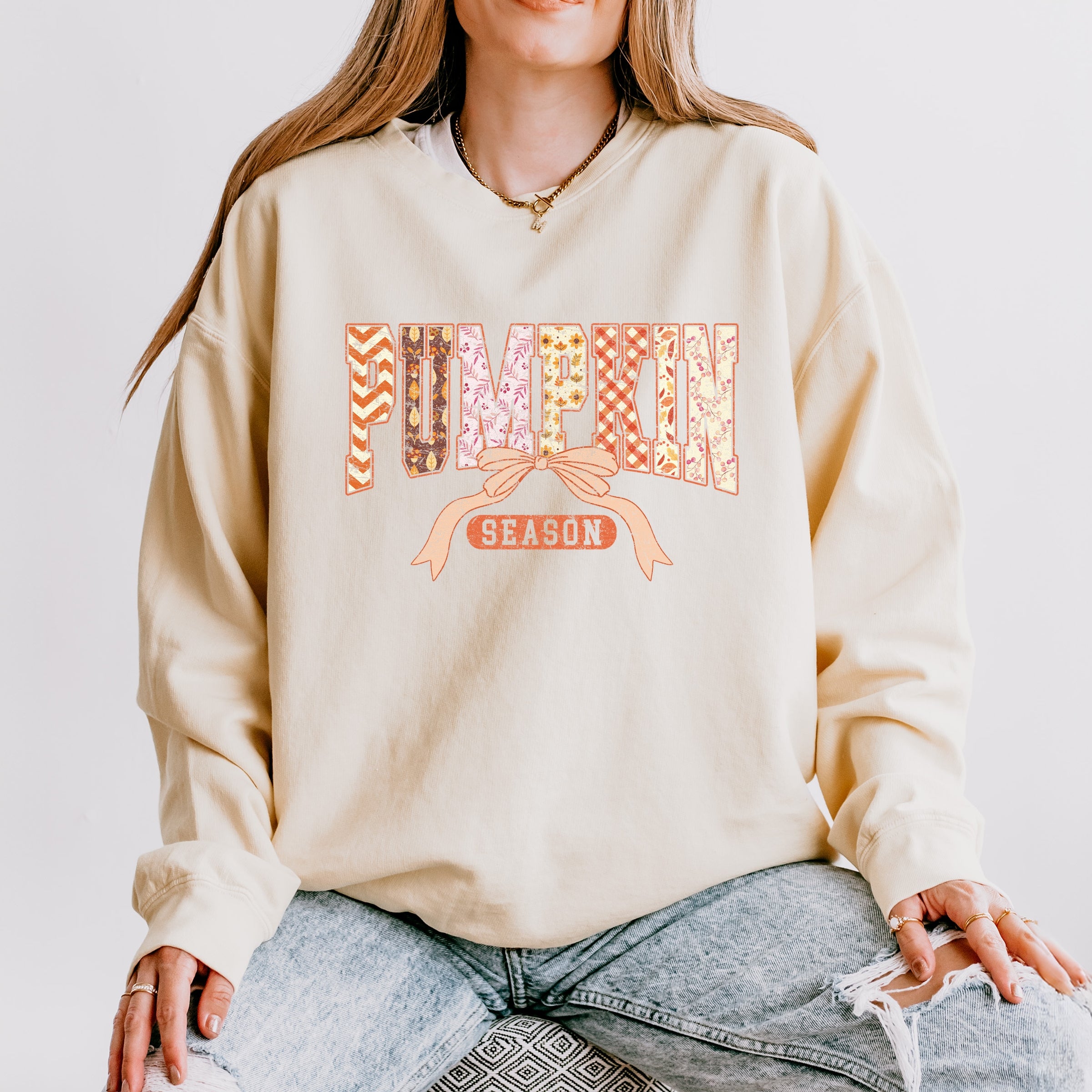 Pumpkin Season Patterns - Womens Lightweight Garment Dyed Sweatshirt
