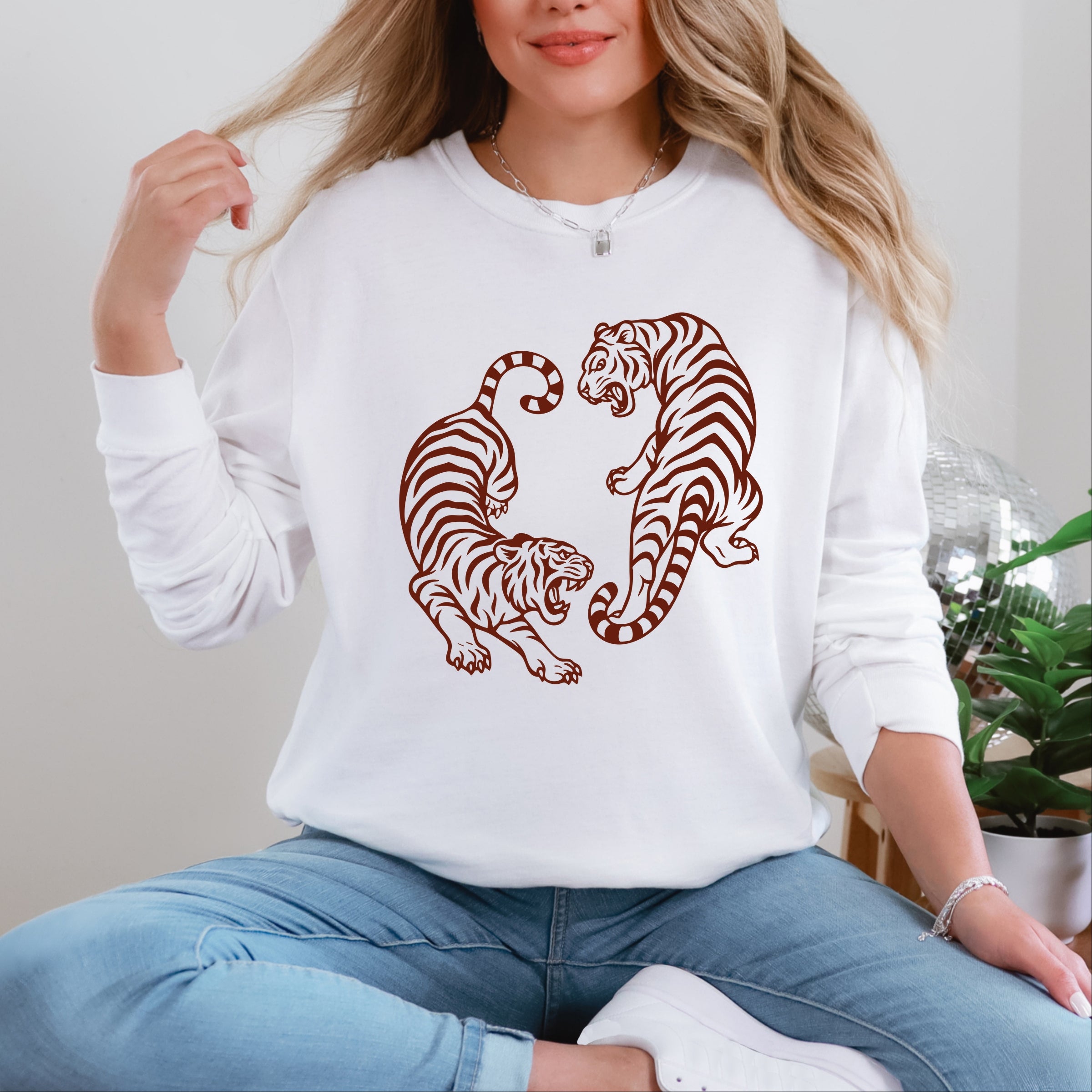 21913BRO_F-GDLS White