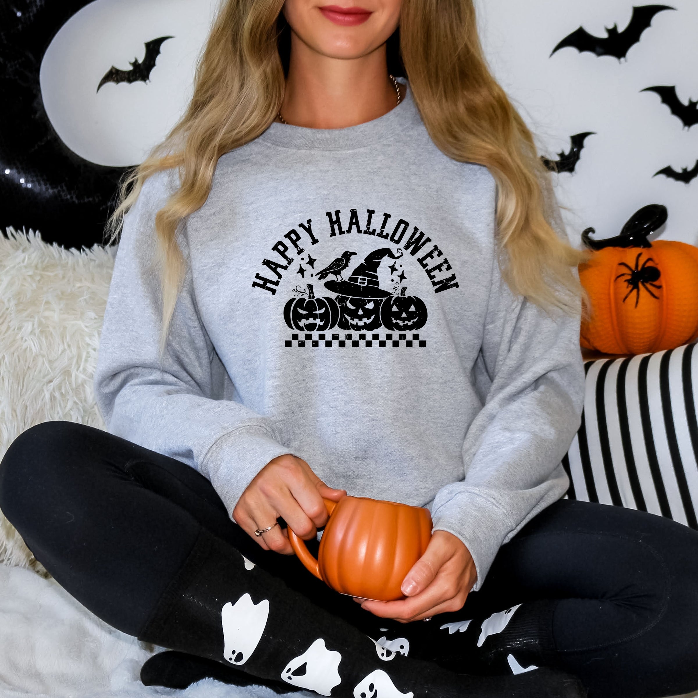 Happy Halloween Arch Distressed - Women's Graphic Sweatshirt