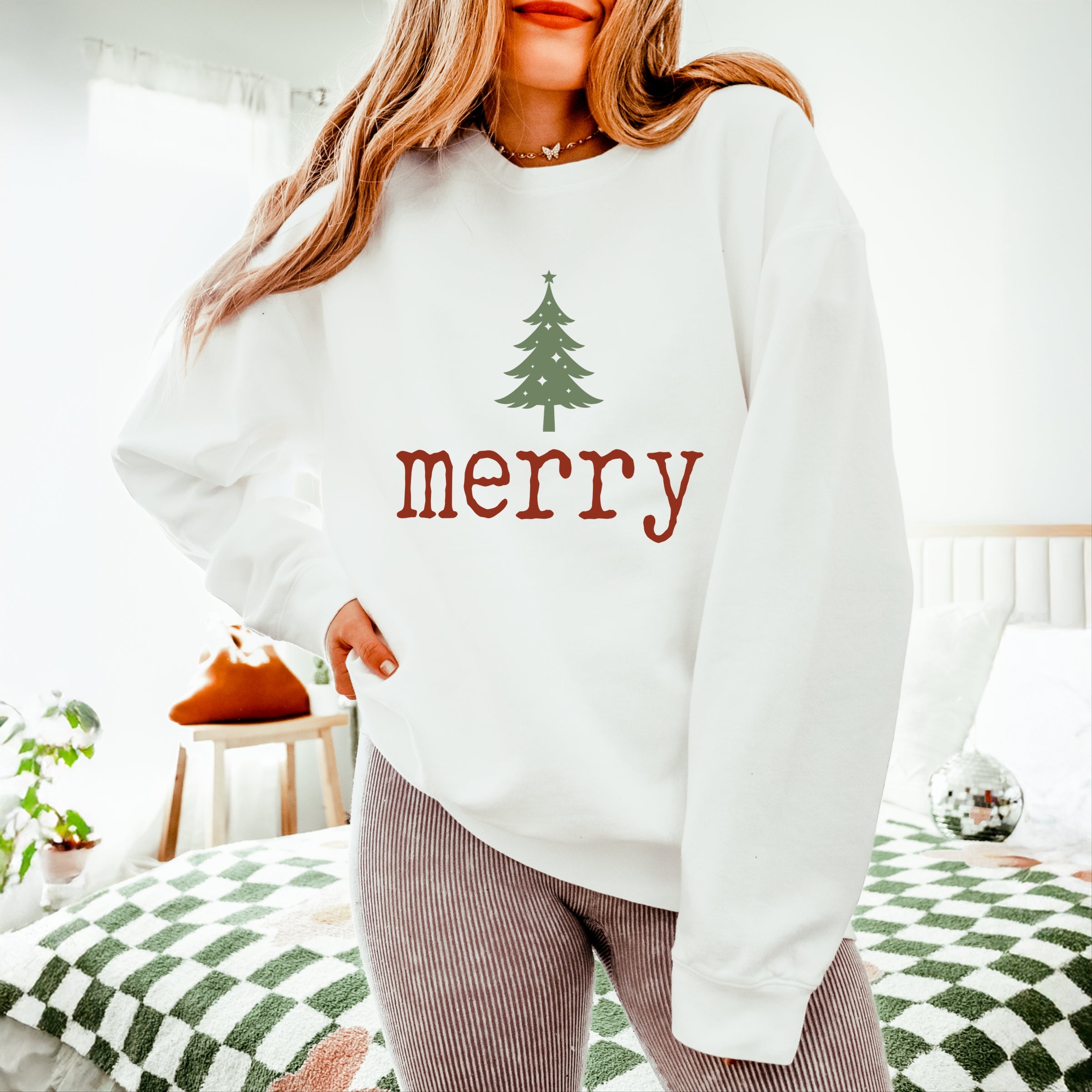Merry Christmas Tree Stars - Women's Lightweight Garment Dyed Sweatshirt