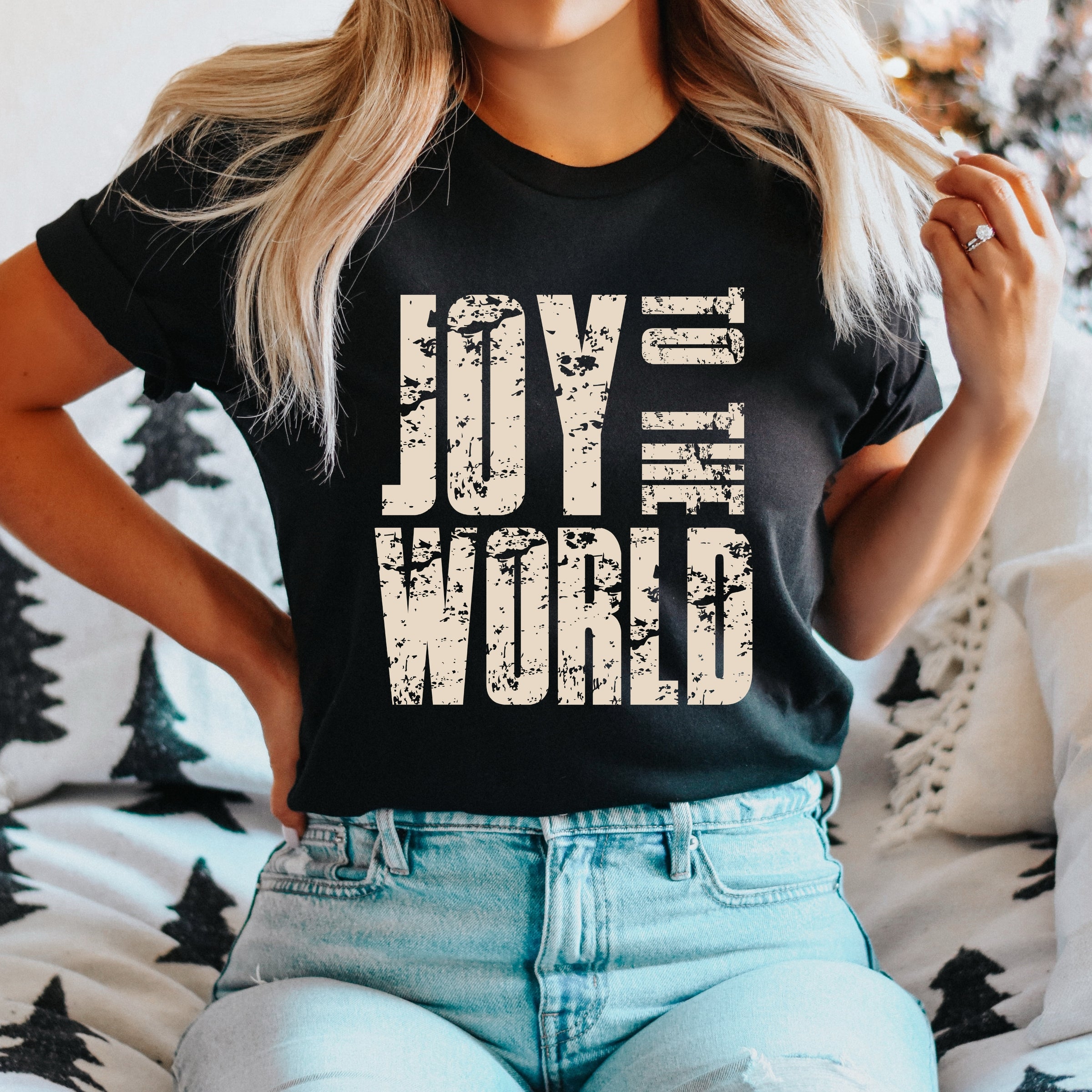 Joy To The World Block Distressed - Women's Short Sleeve Graphic T-Shirt
