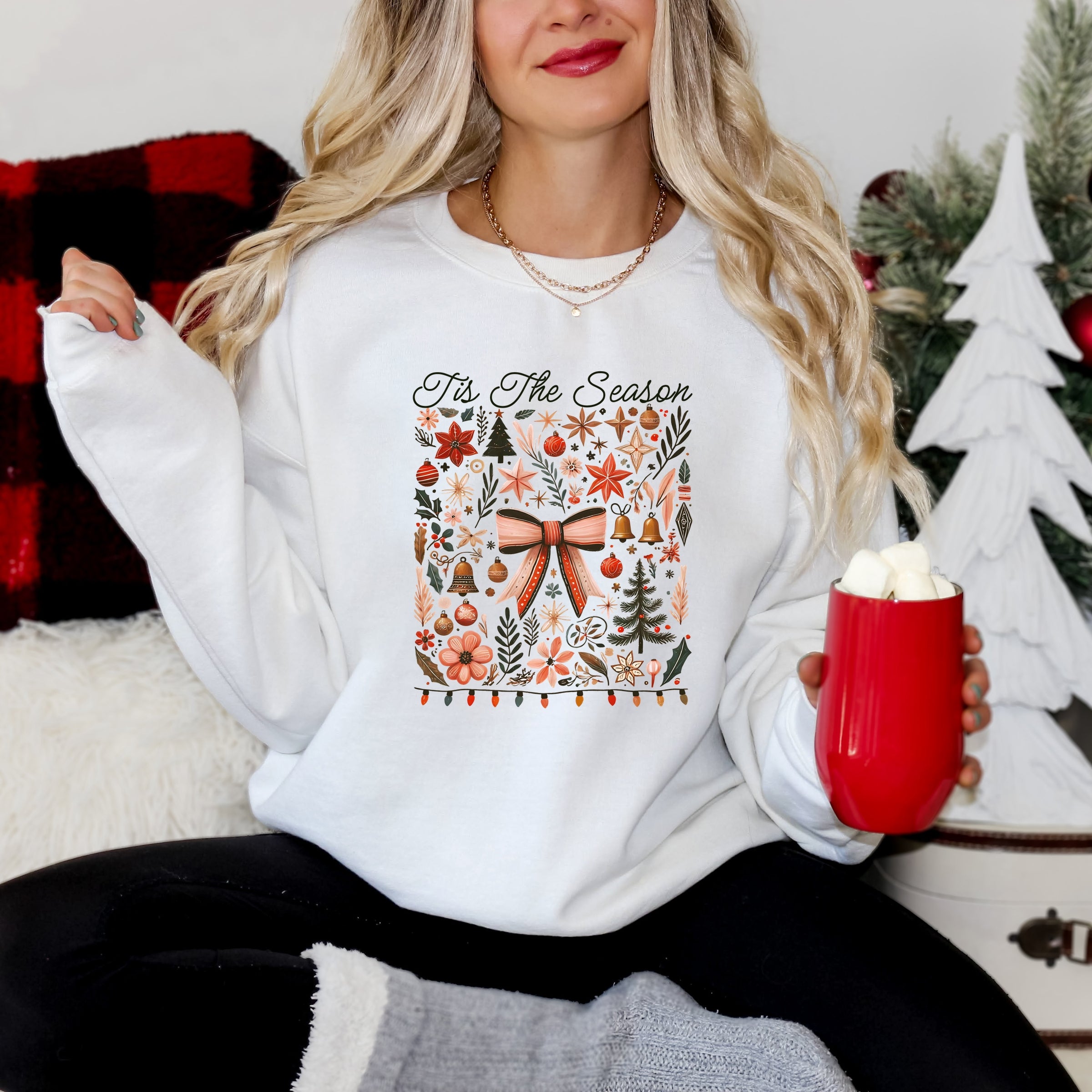 Tis The Season Coquette - Women's Graphic Sweatshirt