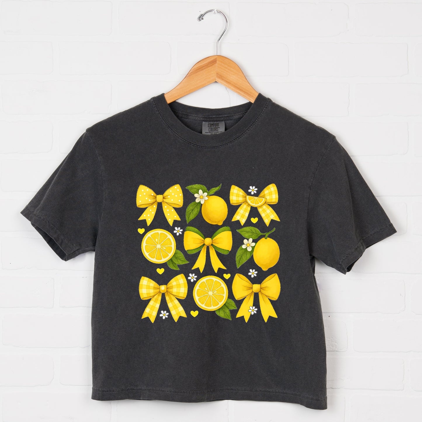 Coquette Lemons Pattern Bows - Women's Boxy Crop Top Graphic T-Shirt