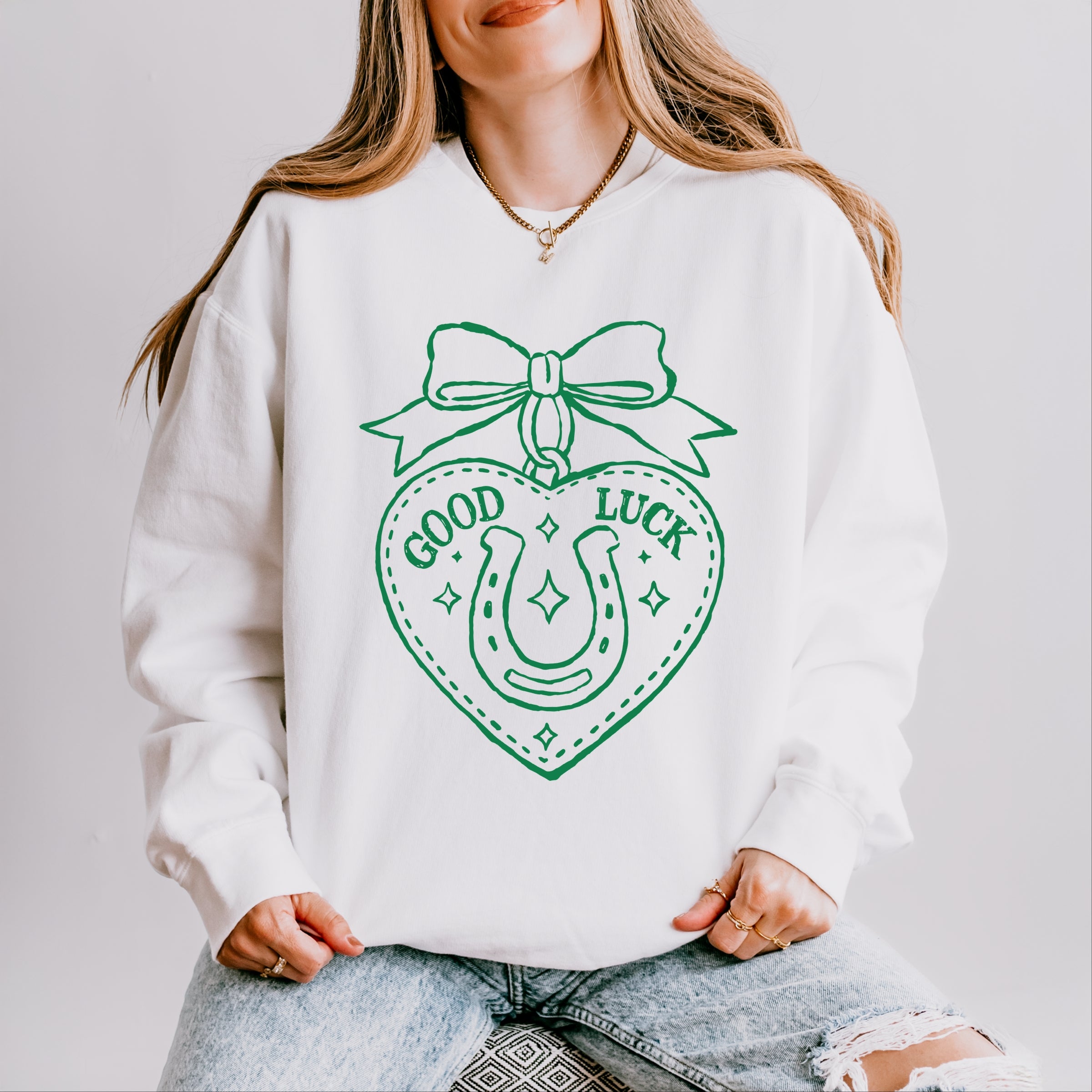 23707GRE_F-LGDSWT White