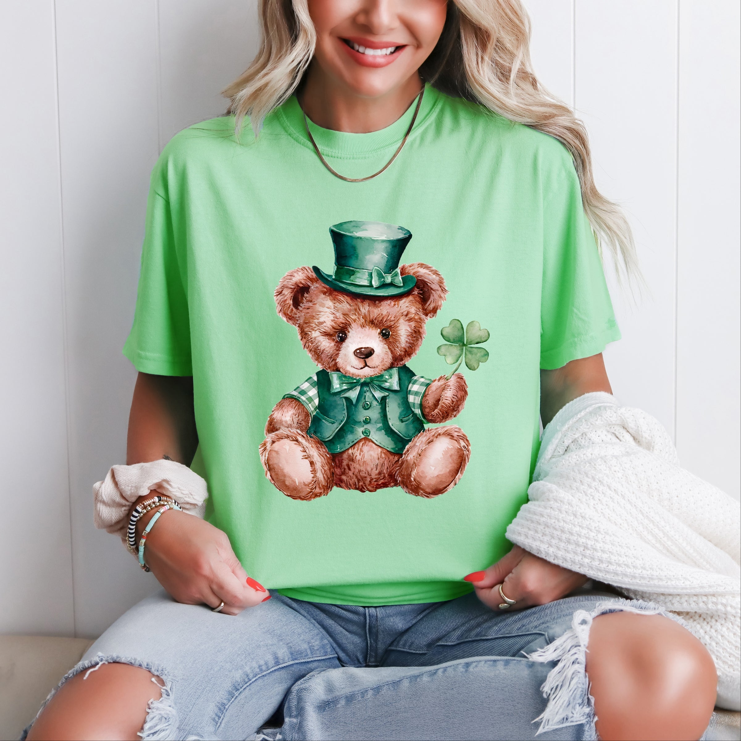 St. Patrick's Bear Clover - Women's Garment Dyed Graphic T-Shirt