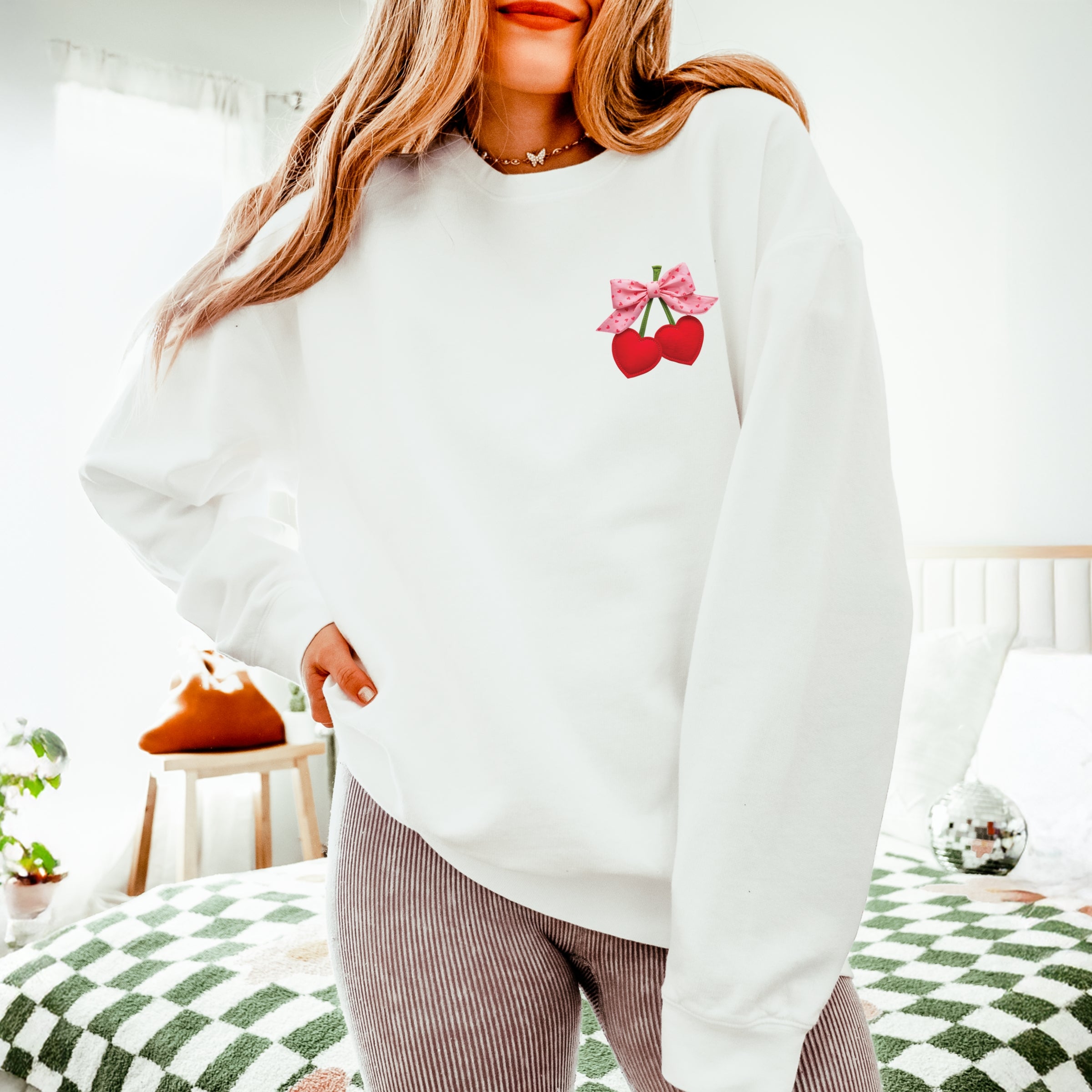 24219M_LC-LGDSWT White