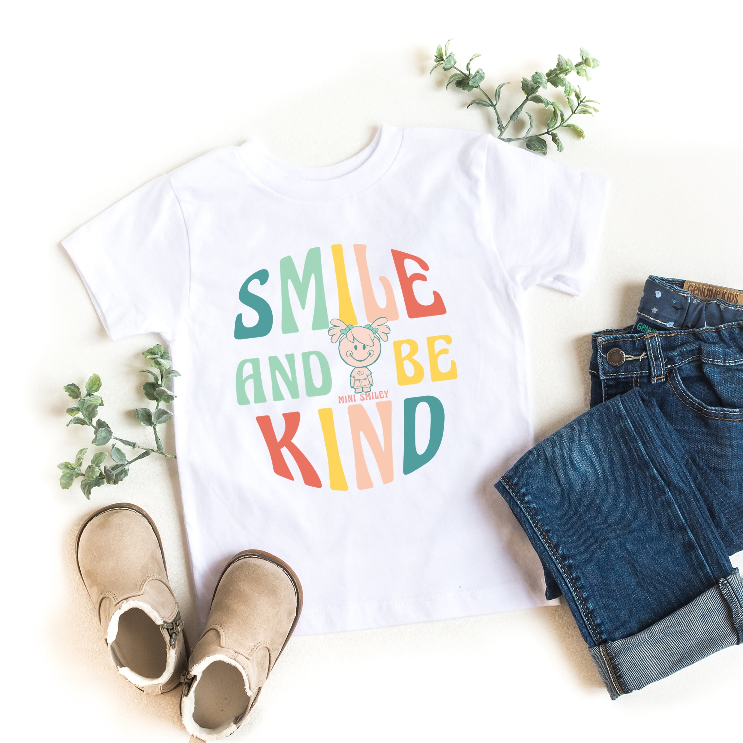 Mini Smiley Smile and Be Kind Aria - Toddler Short Sleeve Graphic T-Shirt