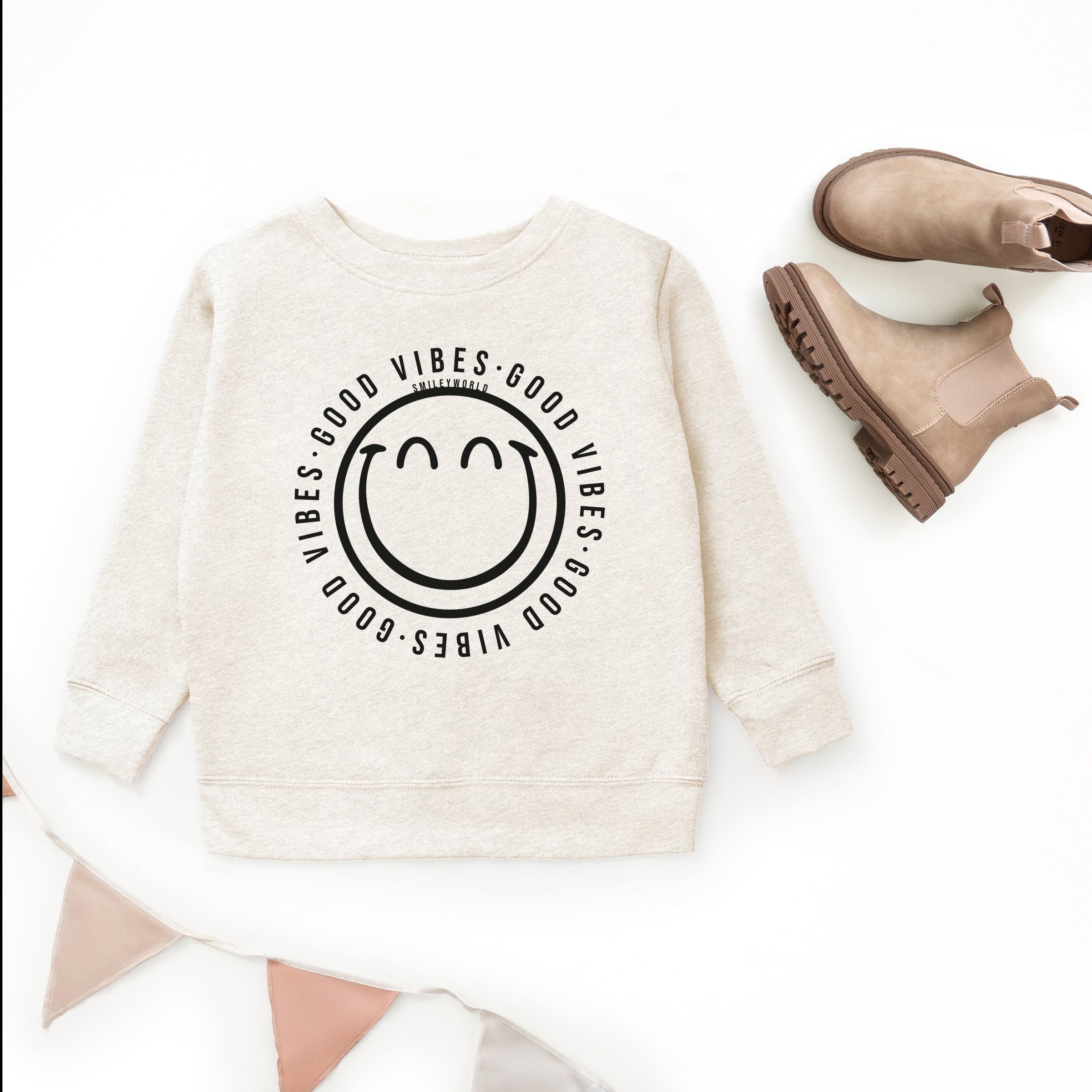 SmileyWorld Good Vibes Outline - Youth Graphic Sweatshirt