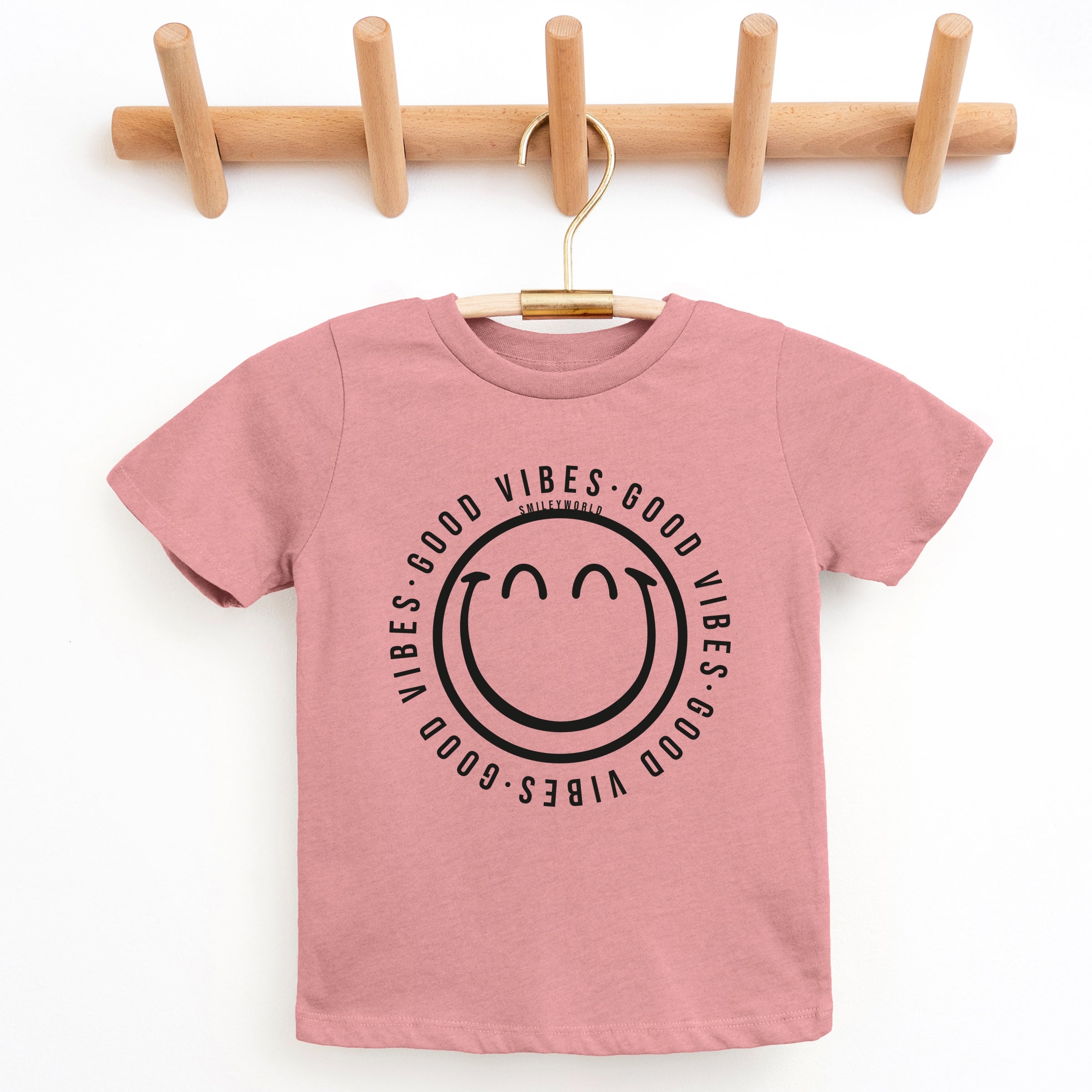 SmileyWorld Good Vibes Outline - Youth Short Sleeve Graphic T-Shirt