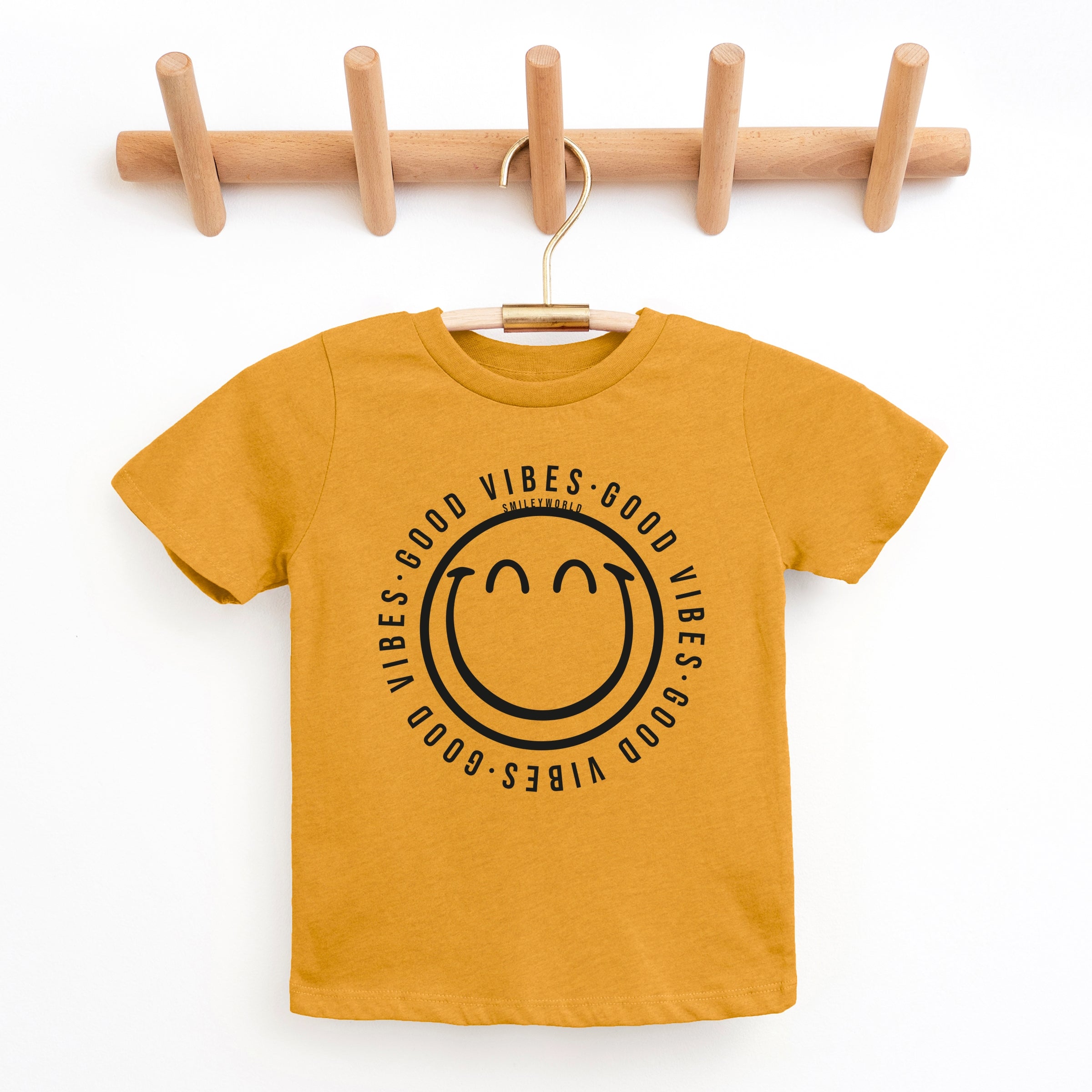 SmileyWorld Good Vibes Outline - Youth Short Sleeve Graphic T-Shirt