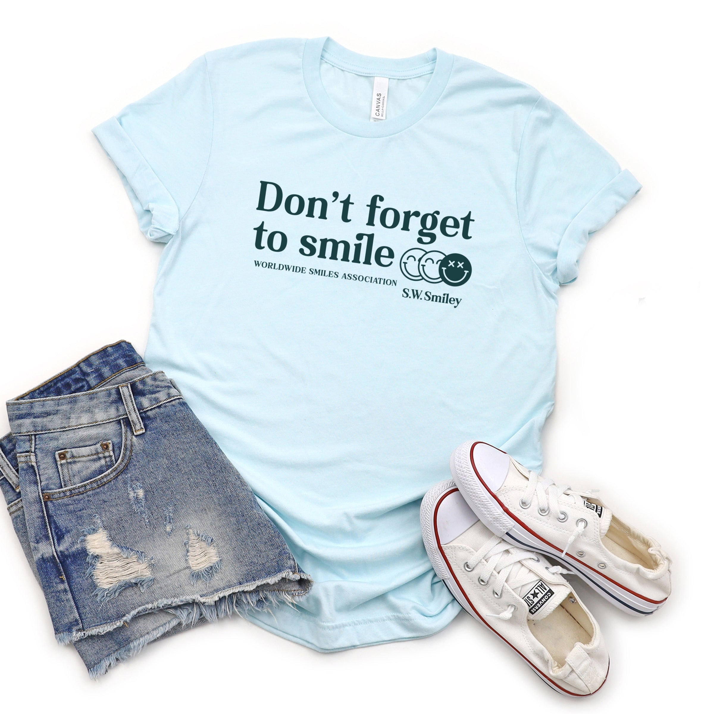 S.W.Smiley Don't Forget To Smile - Women's Short Sleeve Graphic T-Shirt