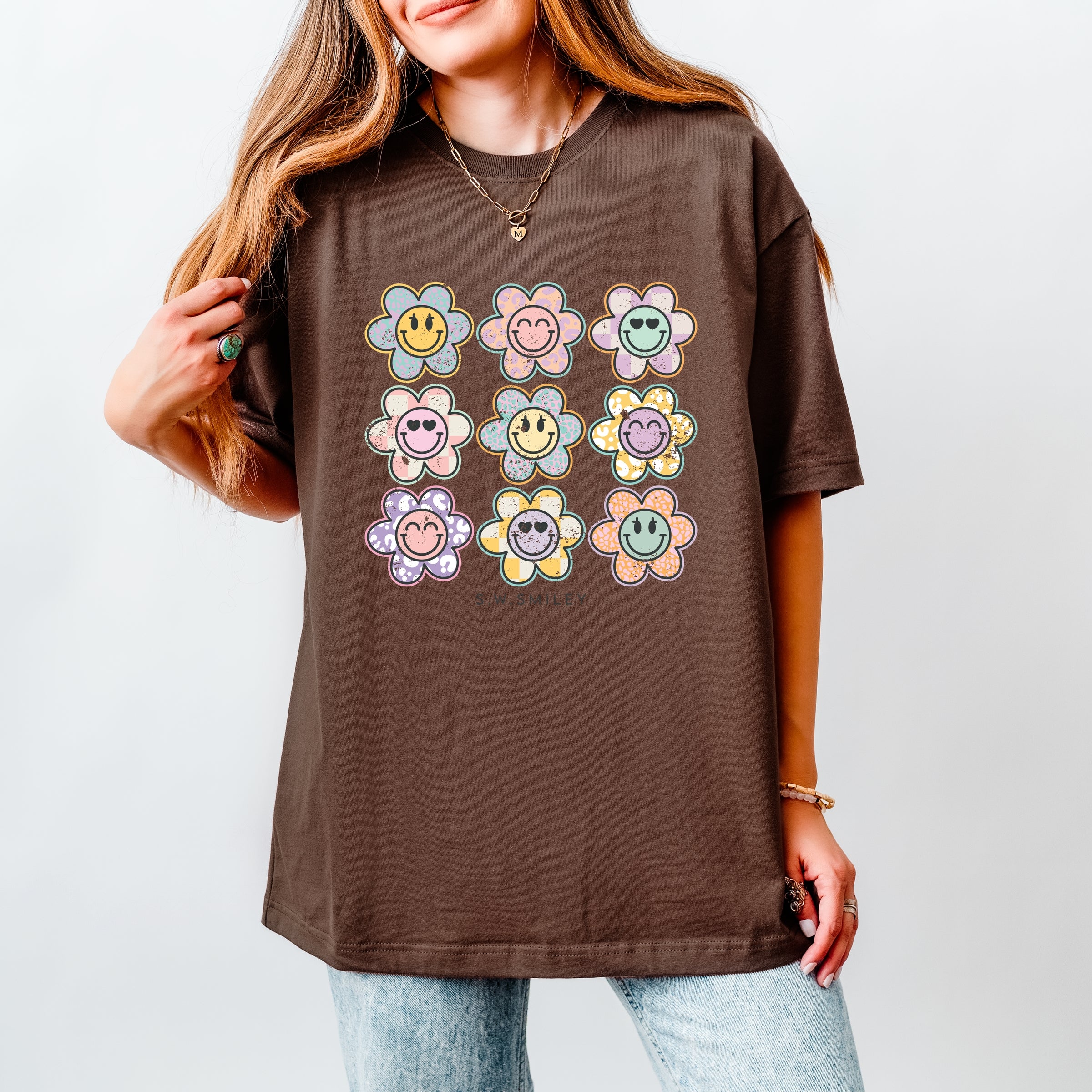 S.W.Smiley Flowers Checkered - Women's Heavyweight Graphic T-Shirt