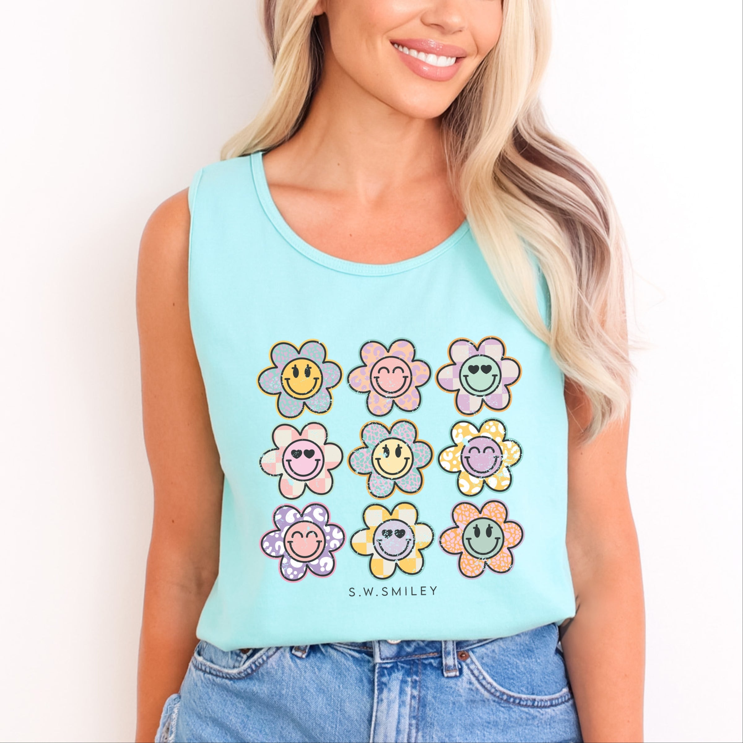 S.W.Smiley Flowers Checkered - Women's Garment Dyed Graphic Tank Top