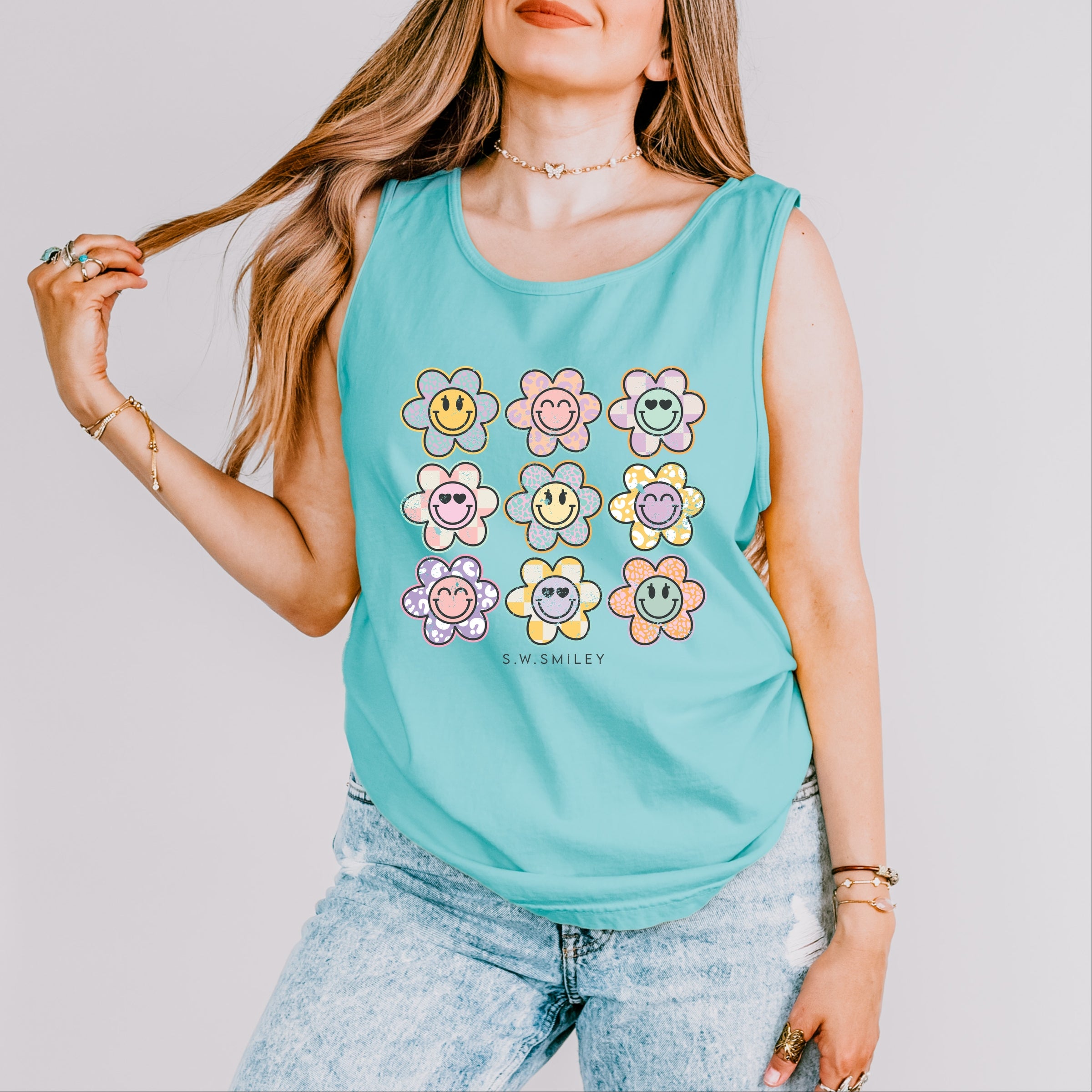 S.W.Smiley Flowers Checkered - Women's Garment Dyed Graphic Tank Top