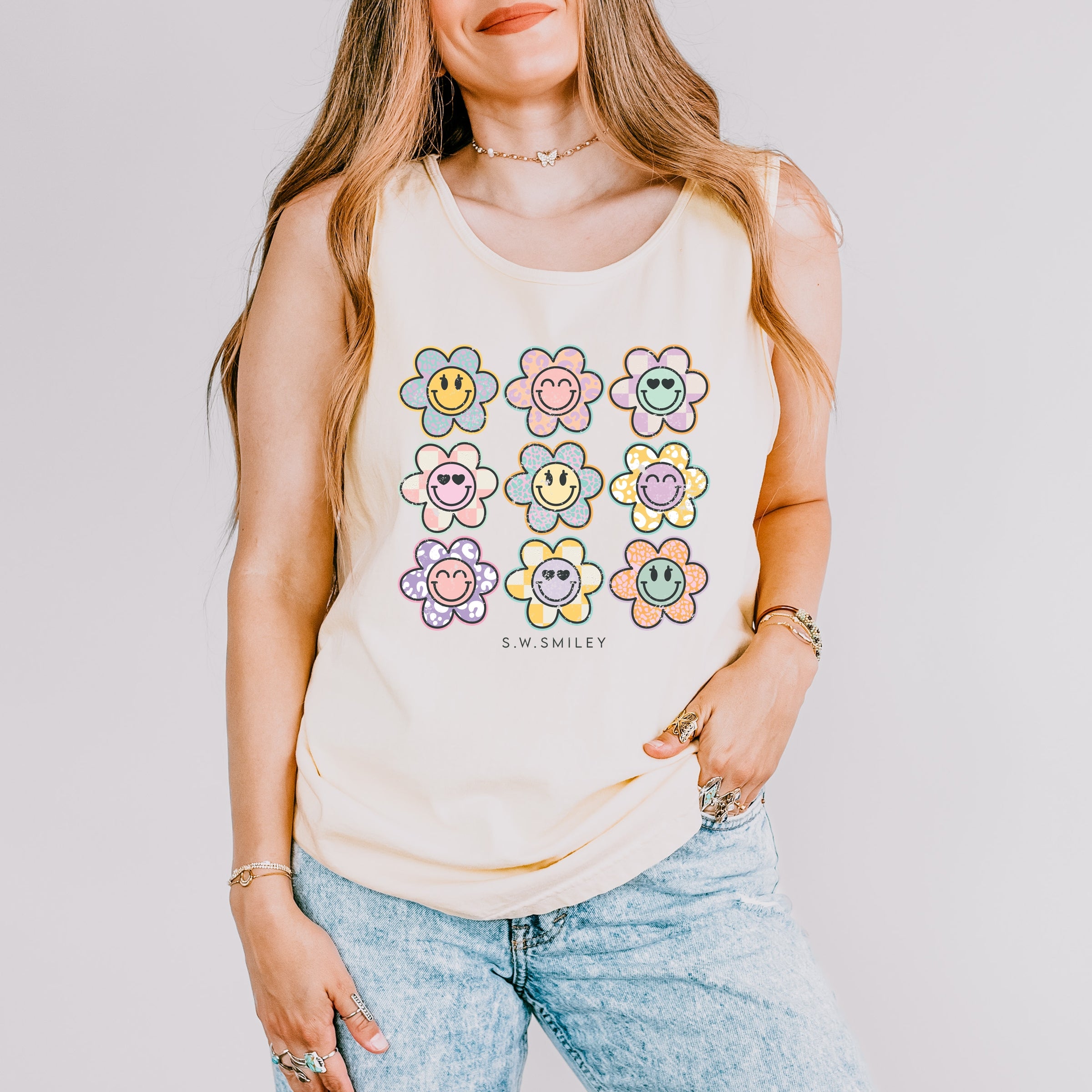 S.W.Smiley Flowers Checkered - Women's Garment Dyed Graphic Tank Top
