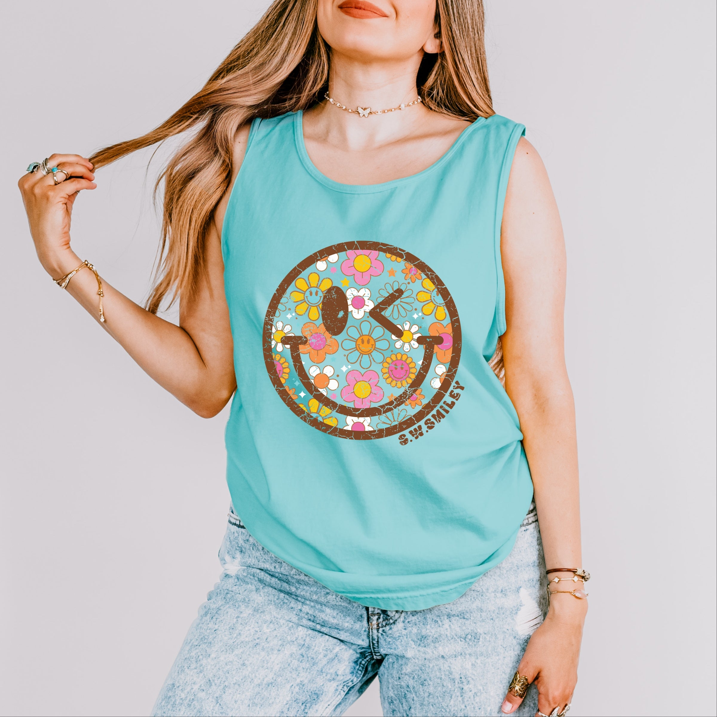 S.W.Smiley Groovy Floral Outline - Women's Garment Dyed Graphic Tank Top