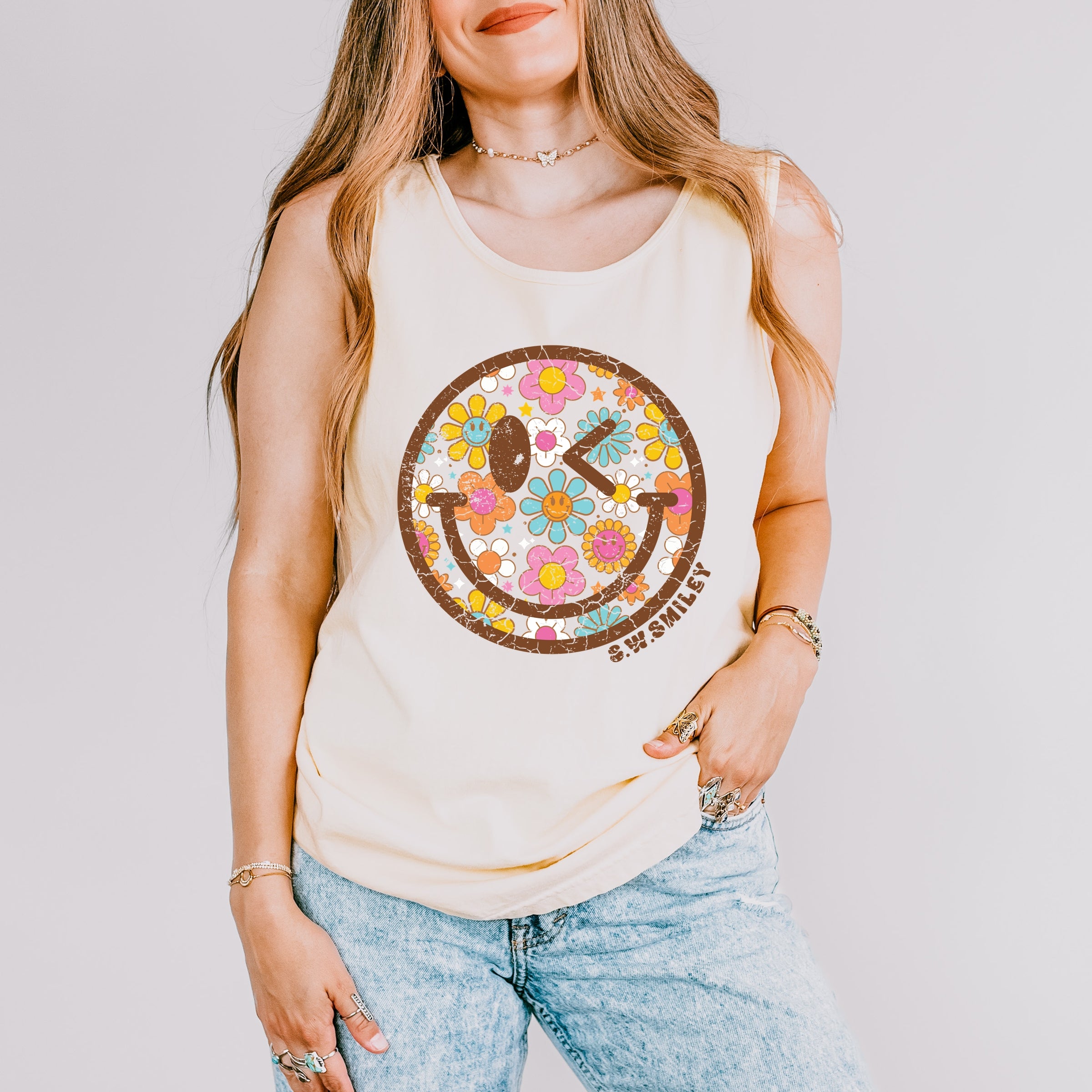 S.W.Smiley Groovy Floral Outline - Women's Garment Dyed Graphic Tank Top
