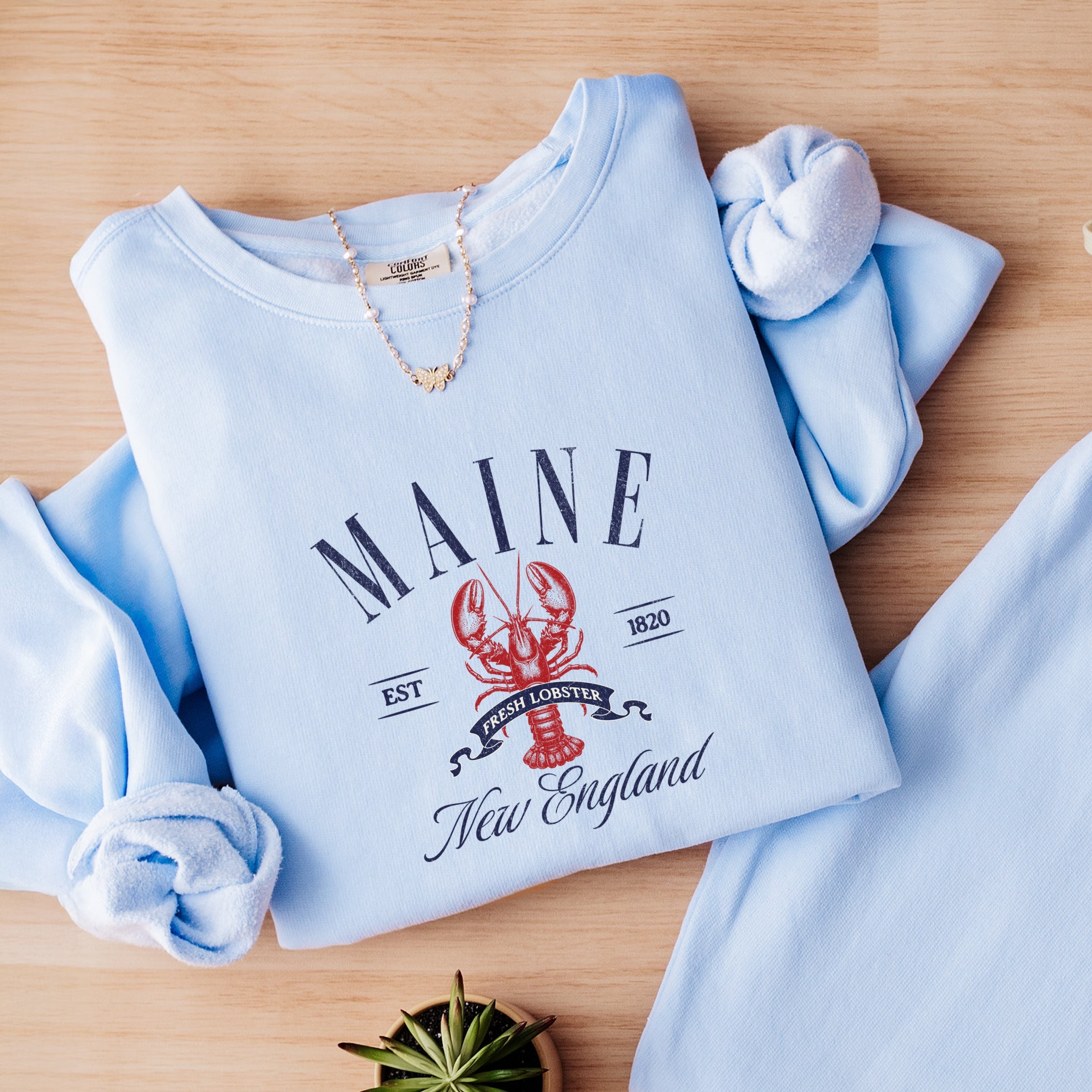 Maine New England - Womens Lightweight Garment Dyed Sweatshirt