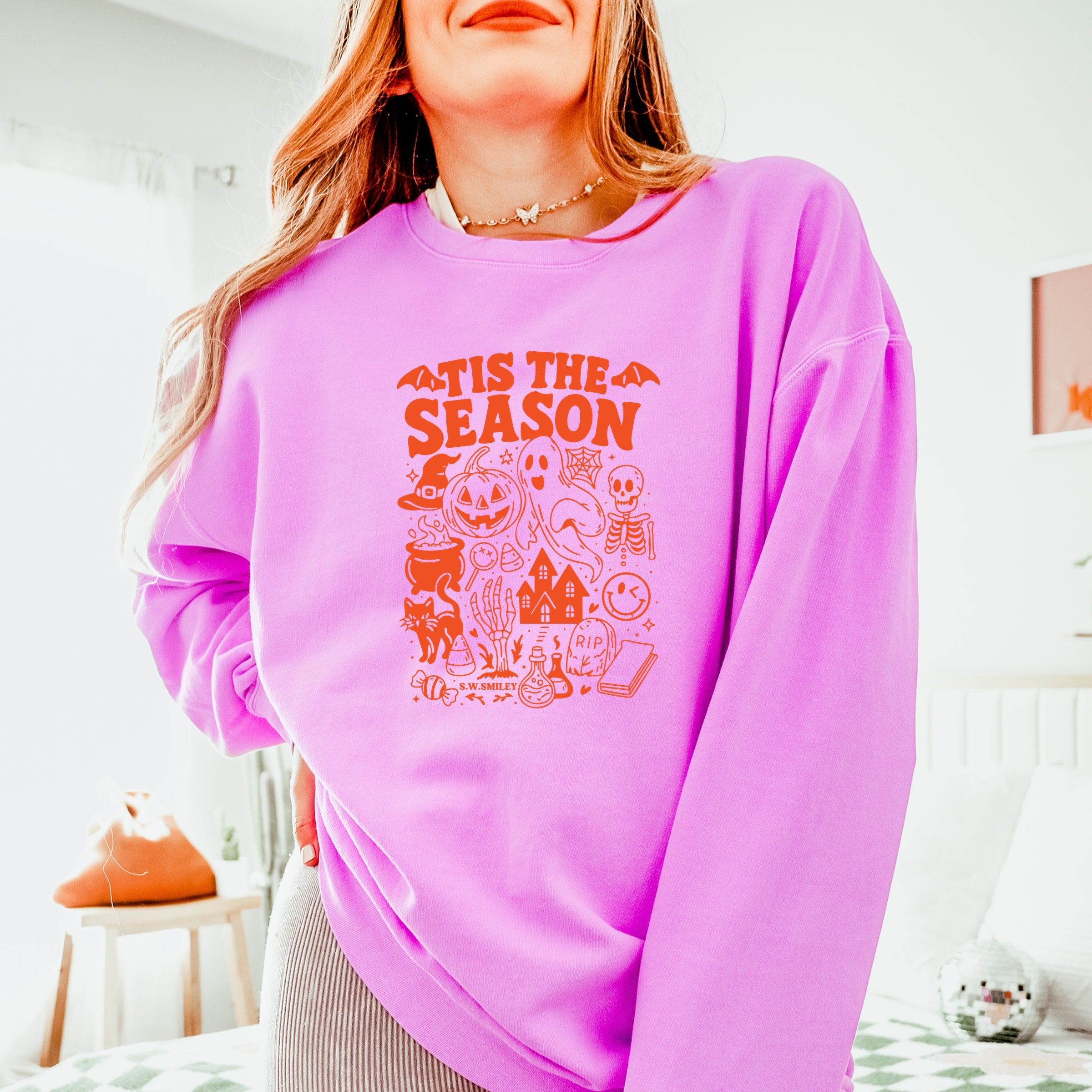S.W.Smiley Tis The Season Halloween - Women's Lightweight Garment Dyed Sweatshirt