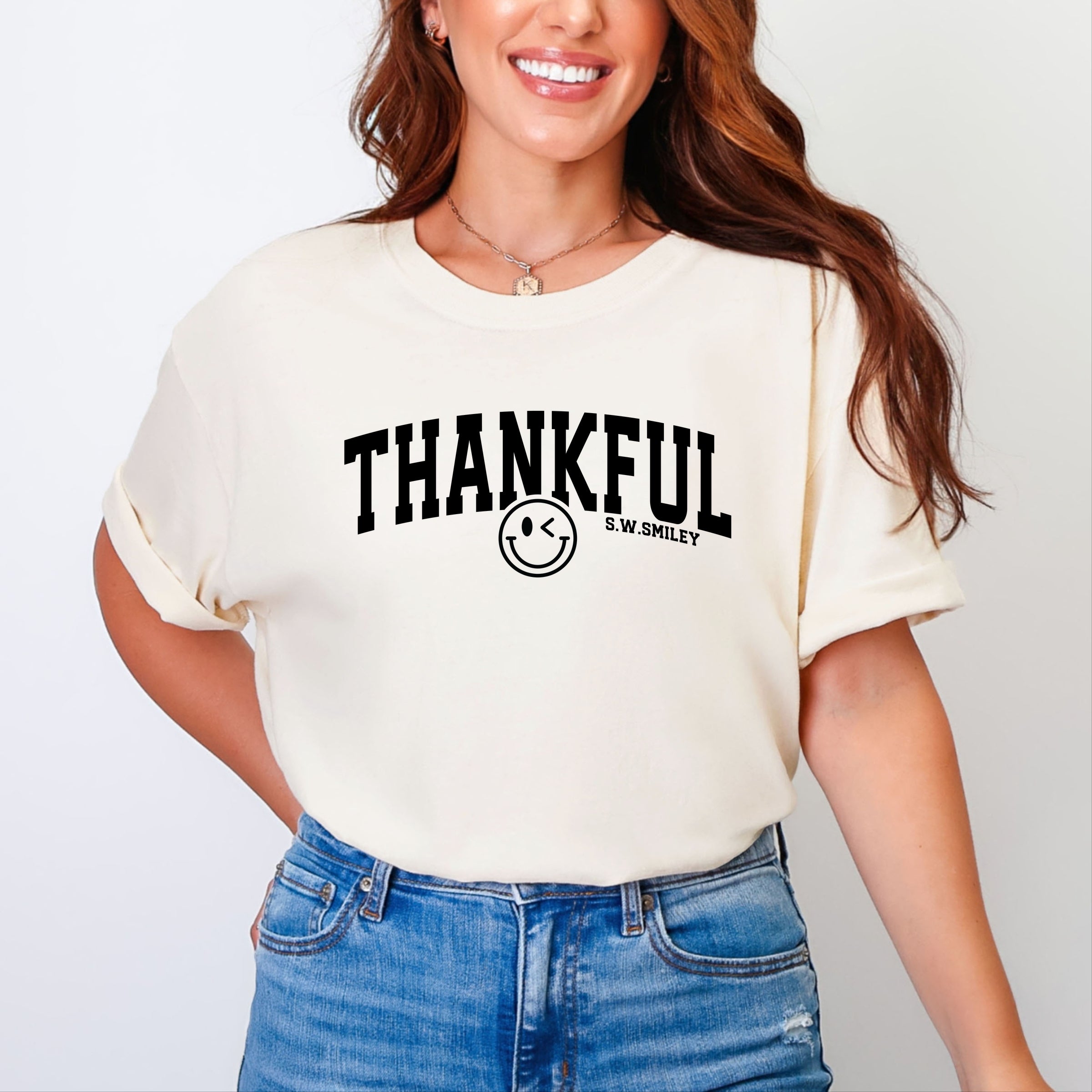 S.W.Smiley Thankful Varsity Arched - Women's Garment Dyed Graphic T-Shirt