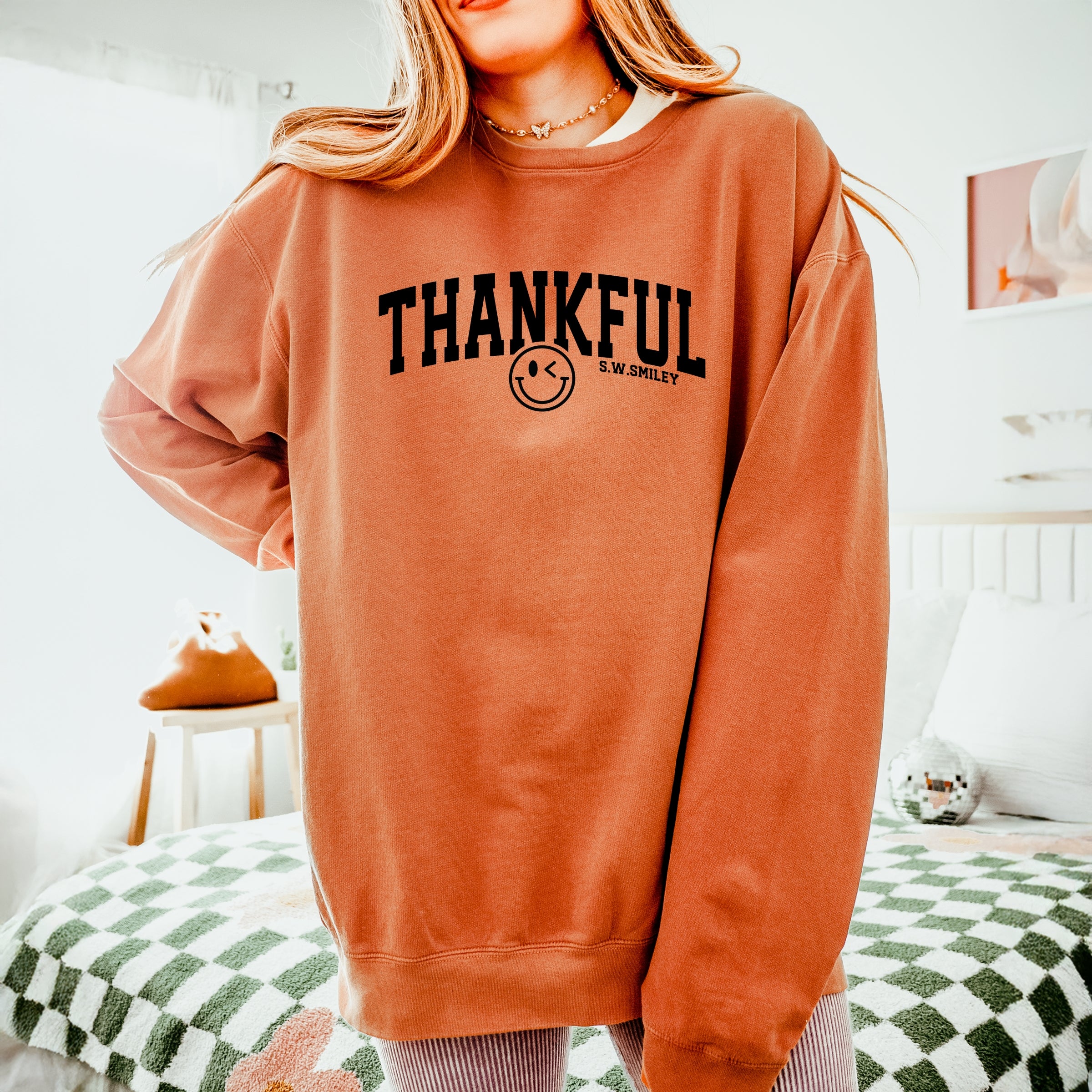 S.W.Smiley Thankful Varsity Arched - Women's Lightweight Garment Dyed Sweatshirt