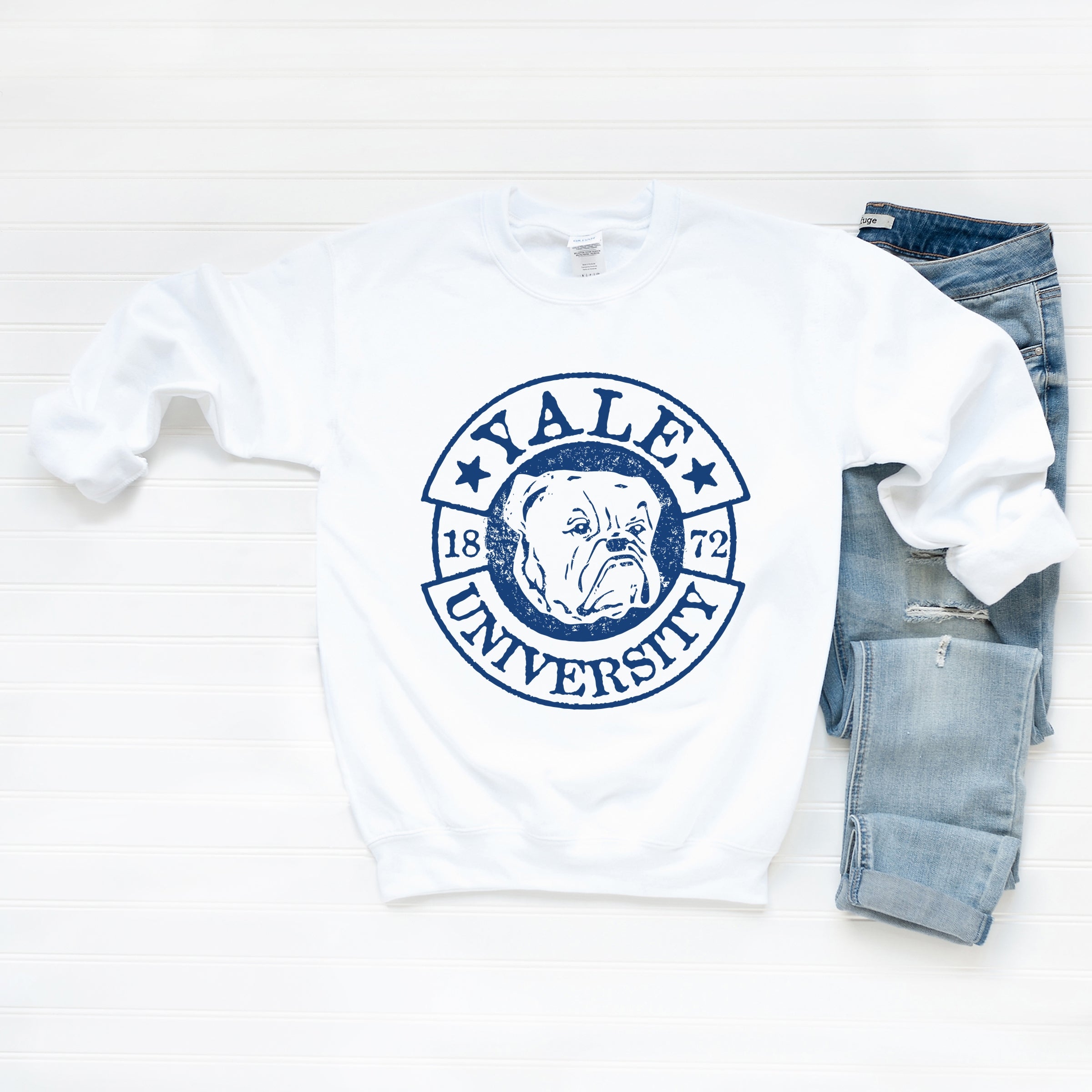 Yale University Bulldog Circle - Women's Graphic Sweatshirt