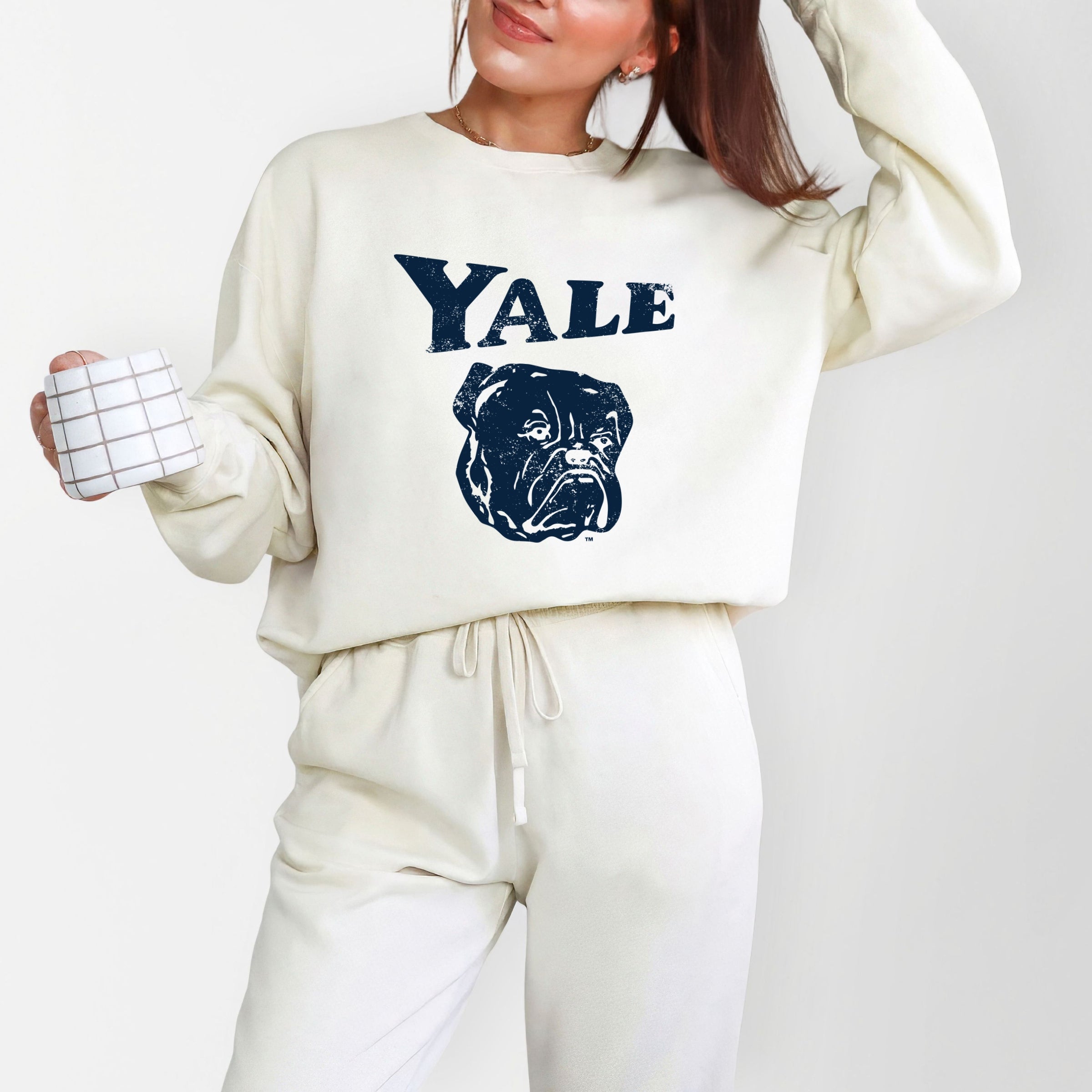Yale Bulldog Distressed - Women's Lightweight Garment Dyed Sweatshirt