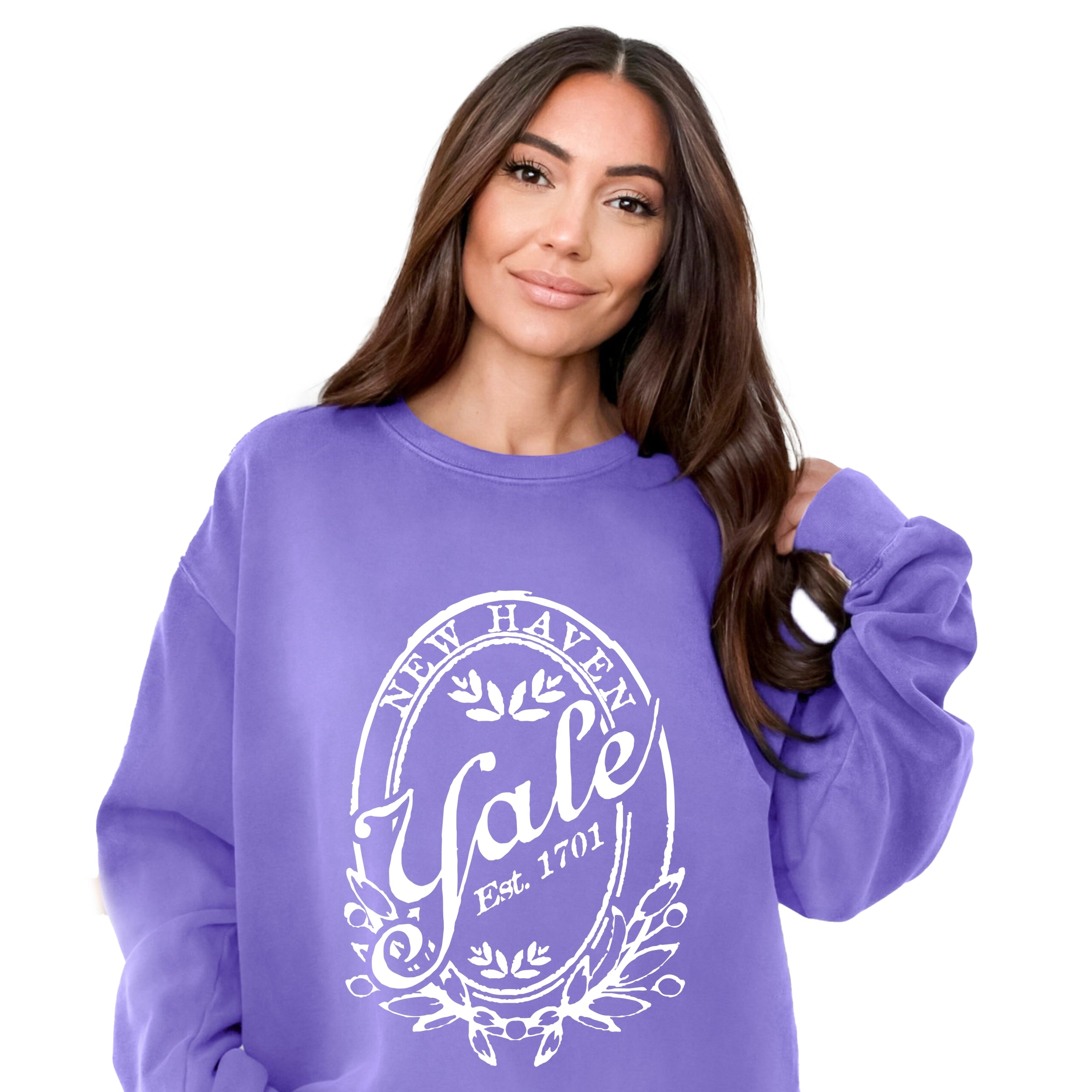 Yale New Haven Oval - Women's Garment Dyed Graphic Sweatshirt