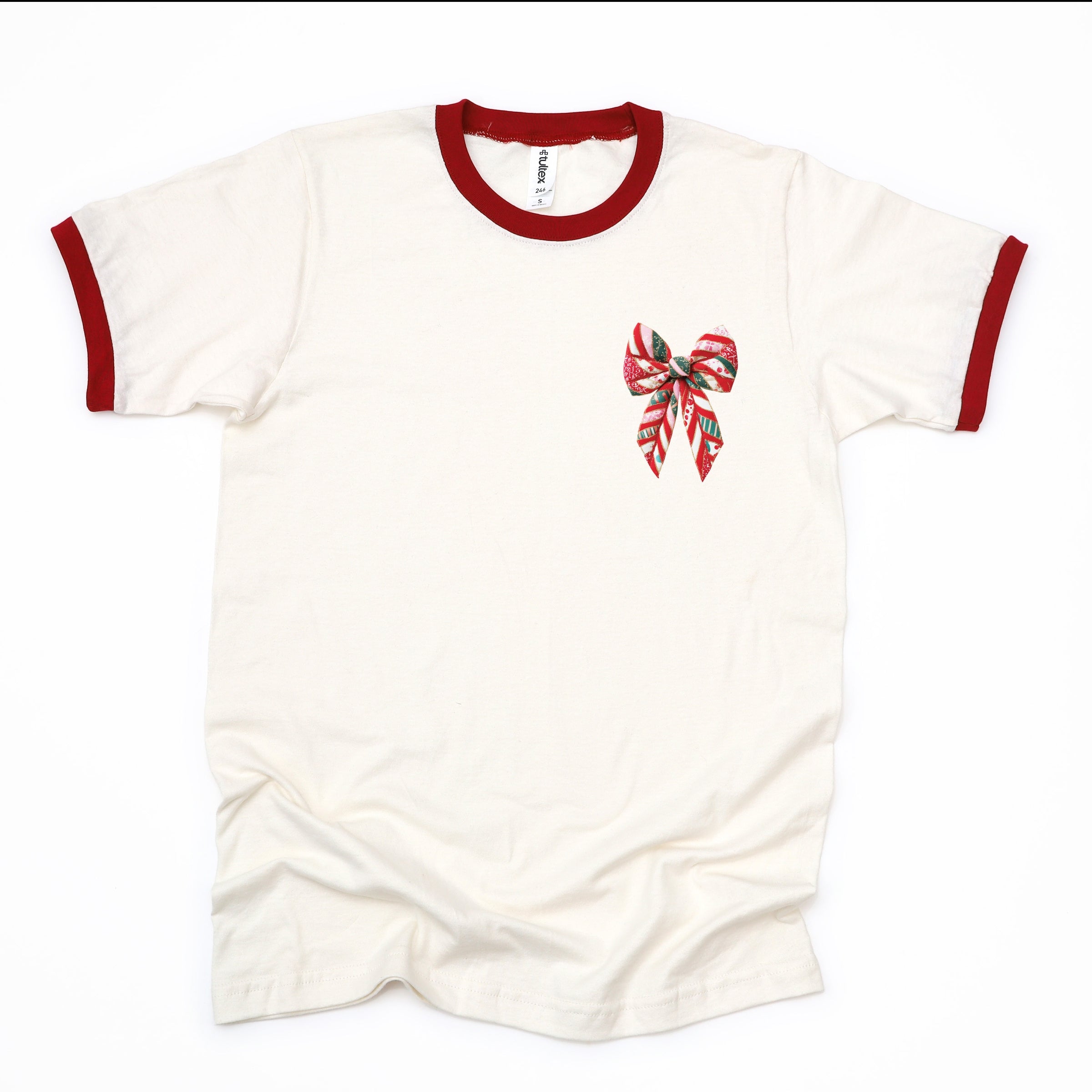 Christmas Bow Quilted Print - Women's Ringer Graphic T-Shirt