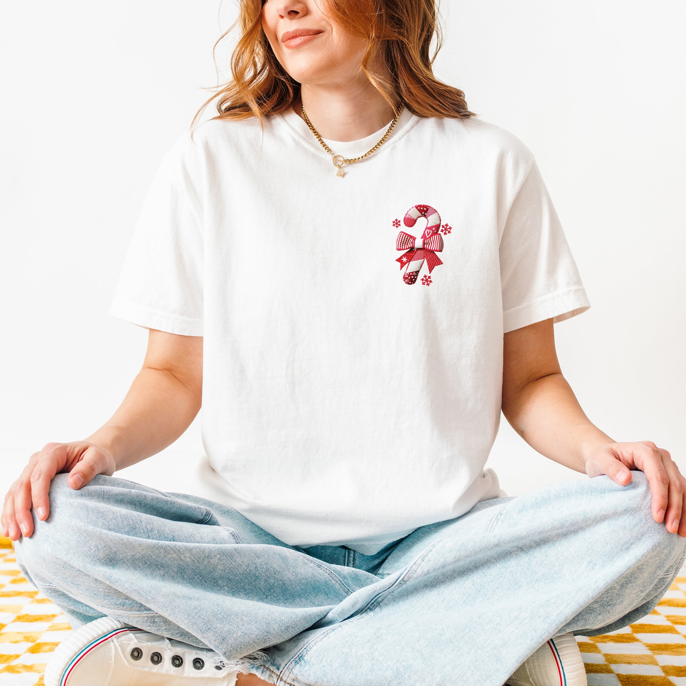 Candy Cane Bow Patchwork Print - Women's Garment Dyed Graphic T-Shirt