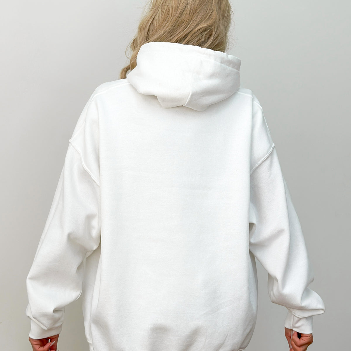 26579RED_F-GH White