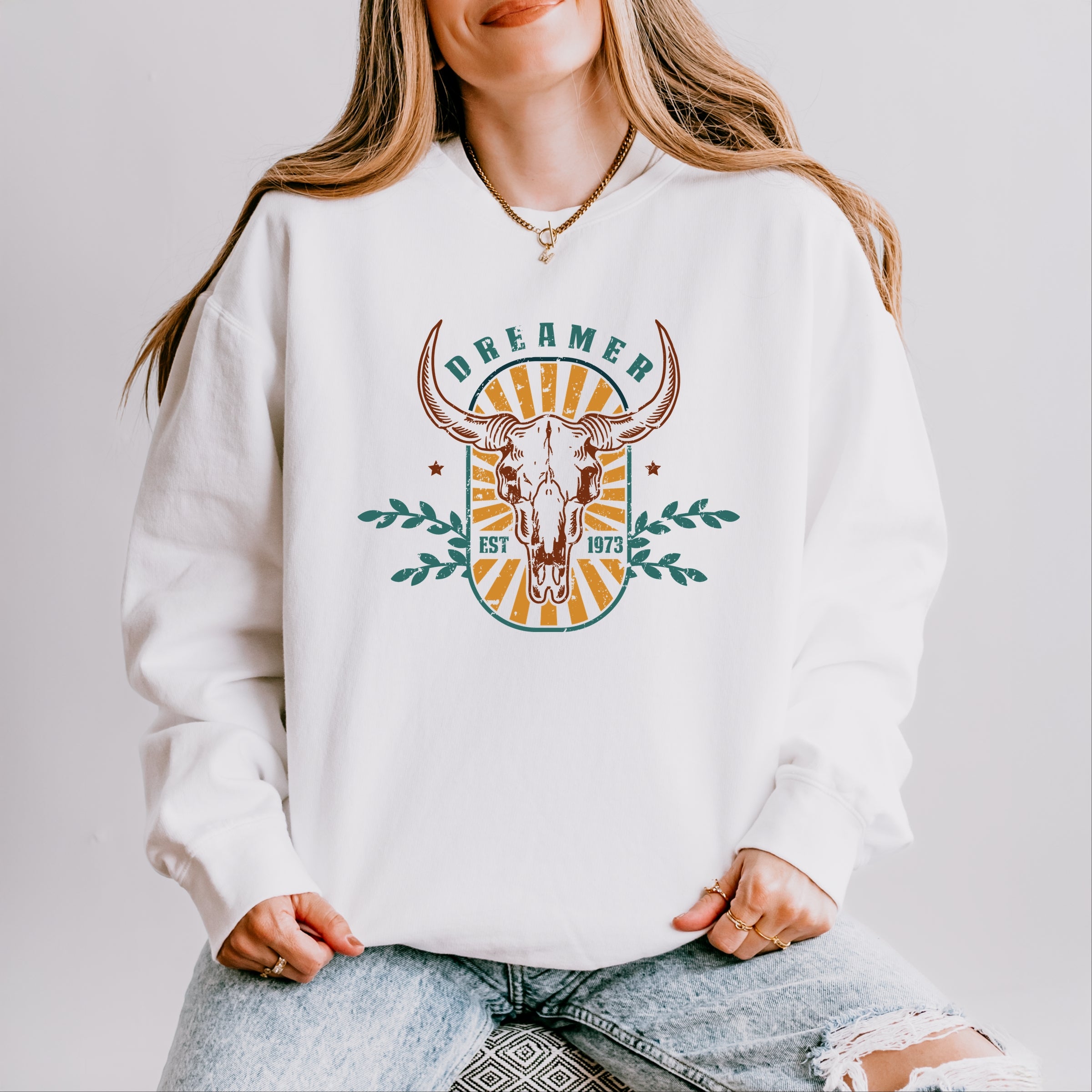 5768M_F-LGDSWT White