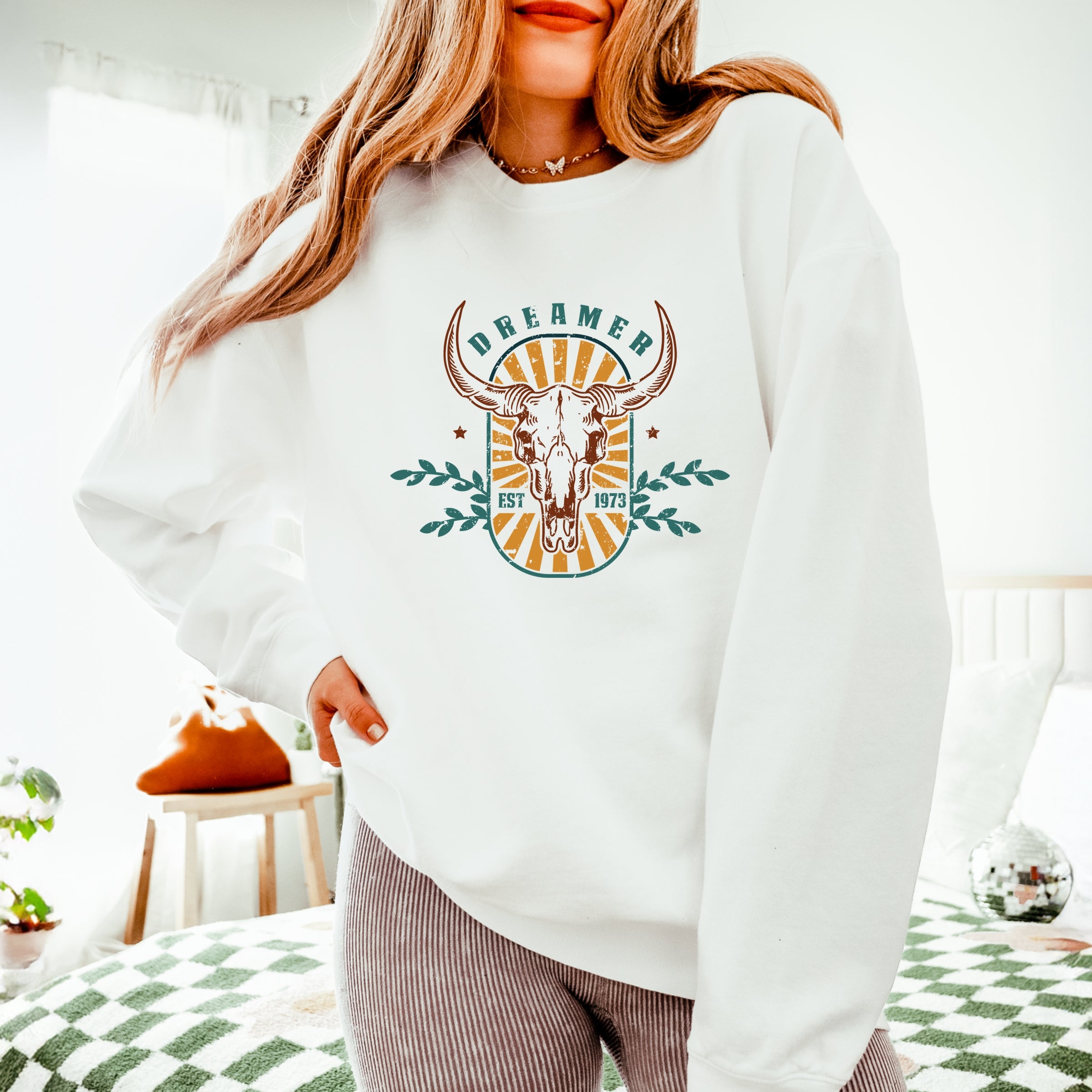 5768M_F-LGDSWT White