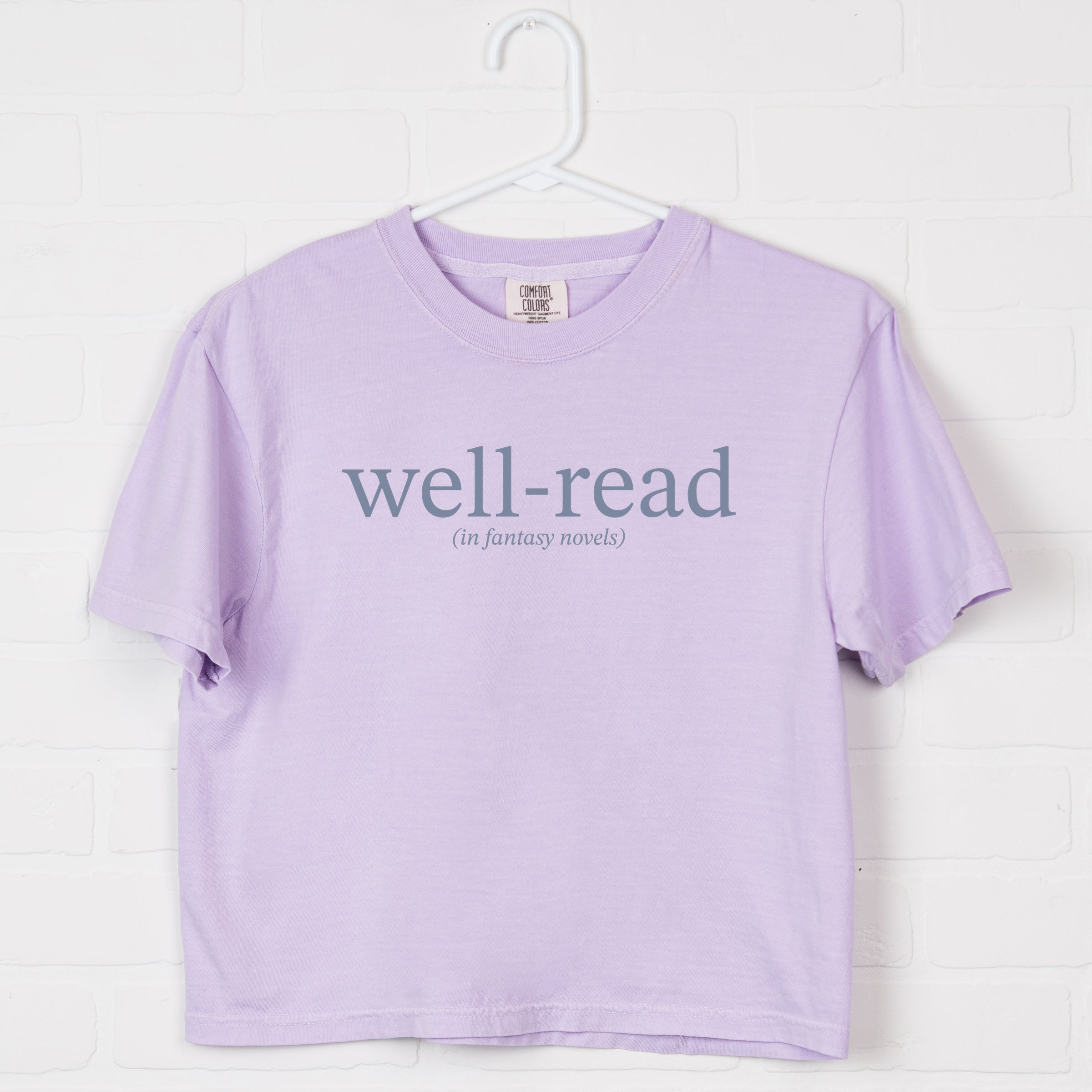 Well-Read In Fantasy Novels - Women's Boxy Crop Top Graphic T-Shirt