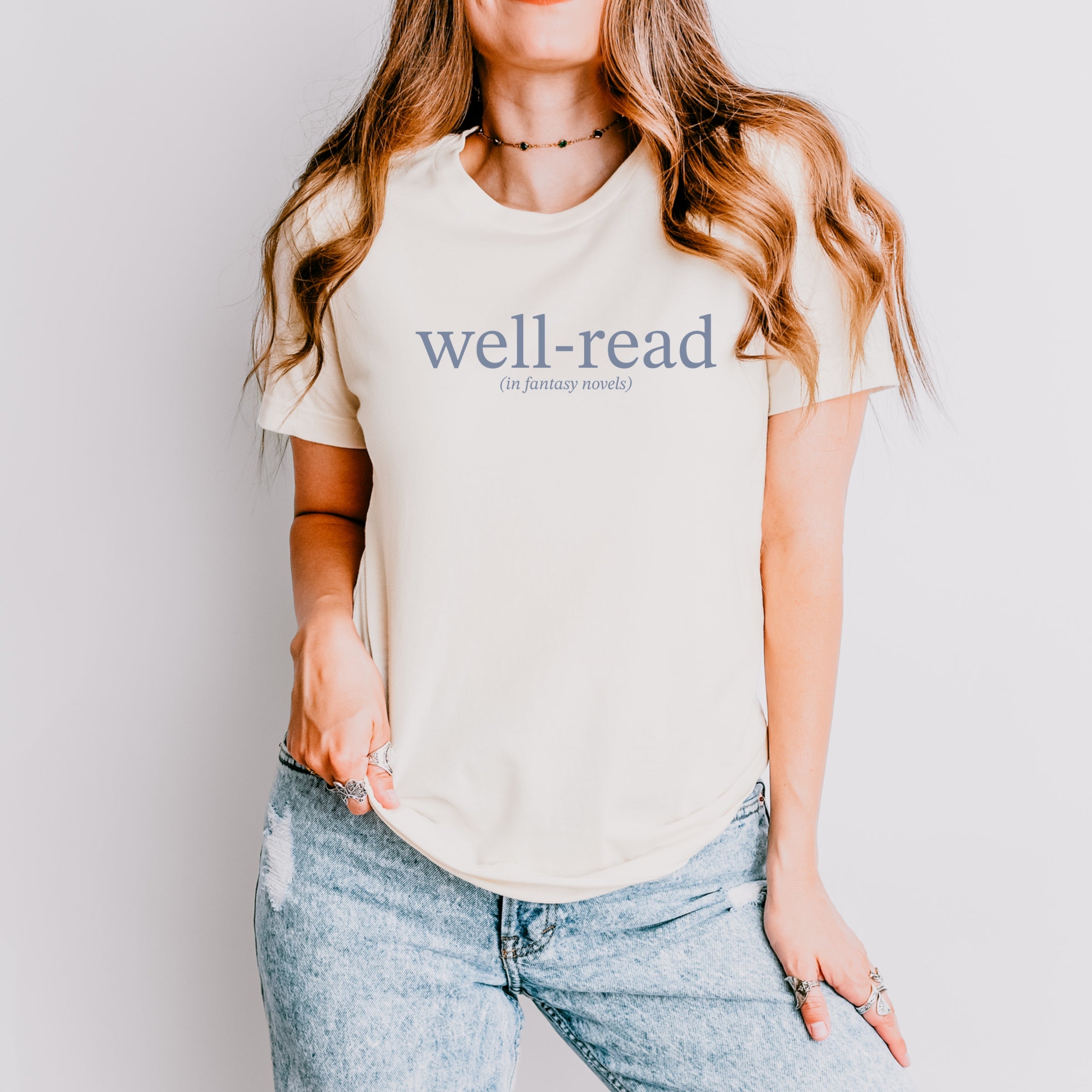 Well-Read In Fantasy Novels - Women's Short Sleeve Graphic T-Shirt