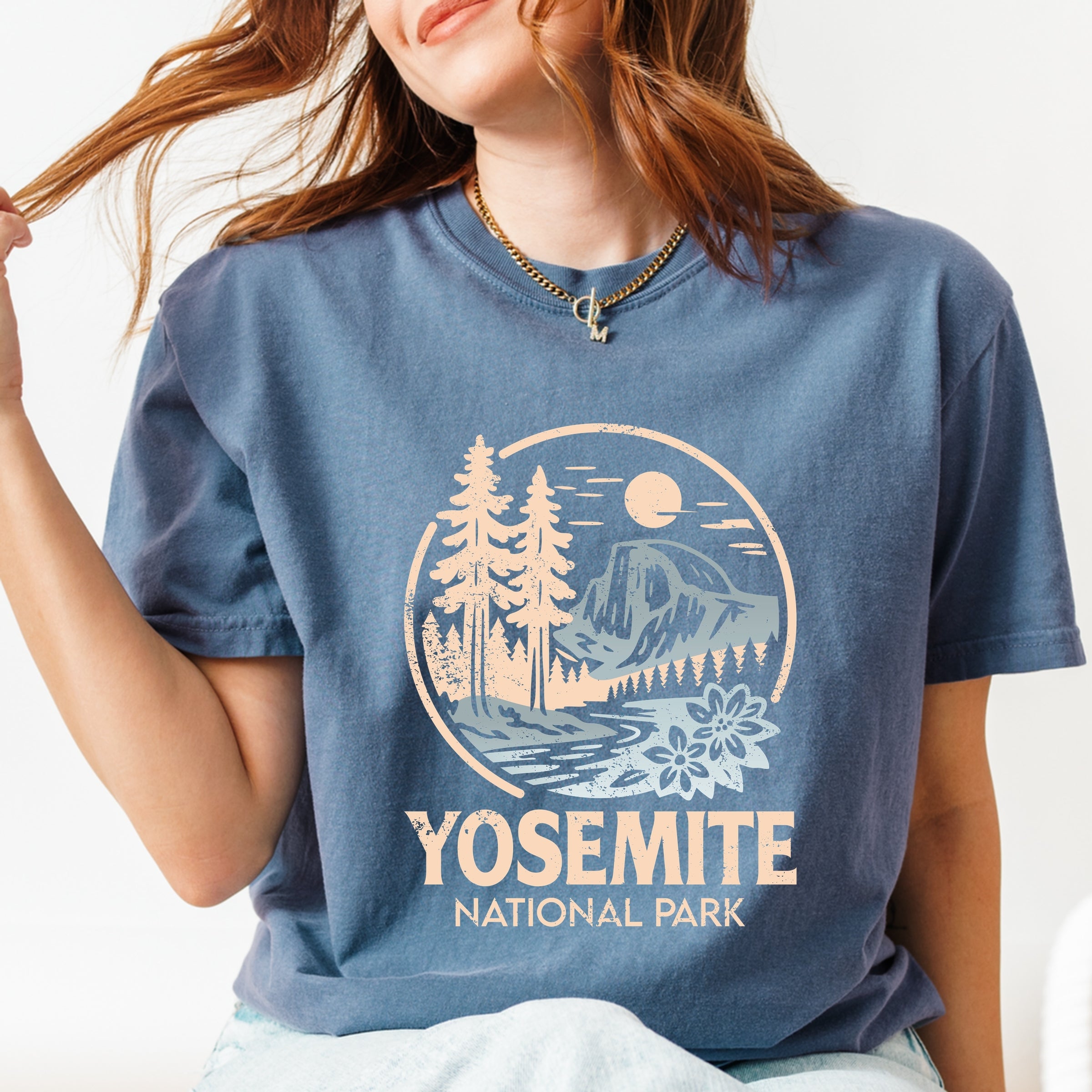Yosemite National Park Two-Toned Circle - Women's Garment Dyed Graphic T-Shirt