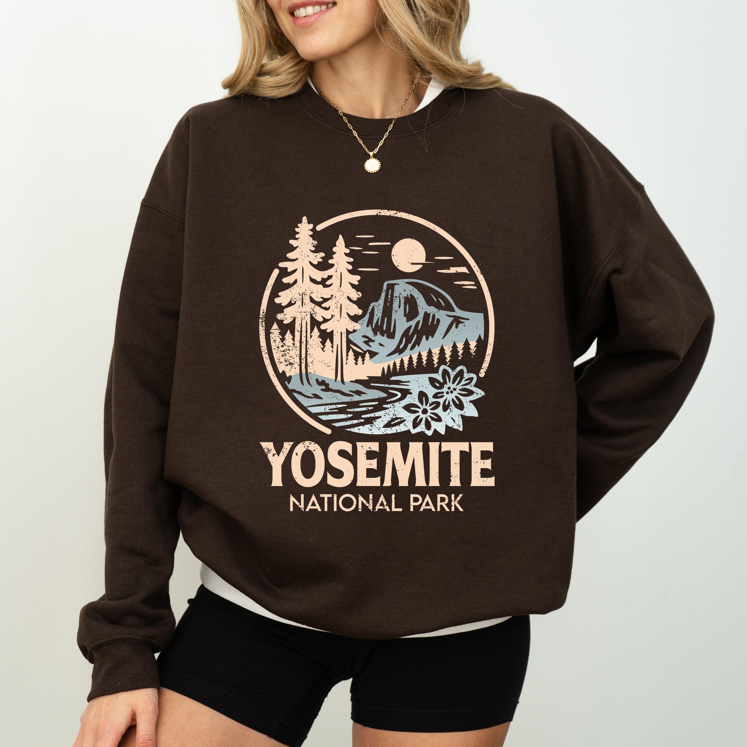 Yosemite National Park Two-Toned Circle - Women's Graphic Sweatshirt