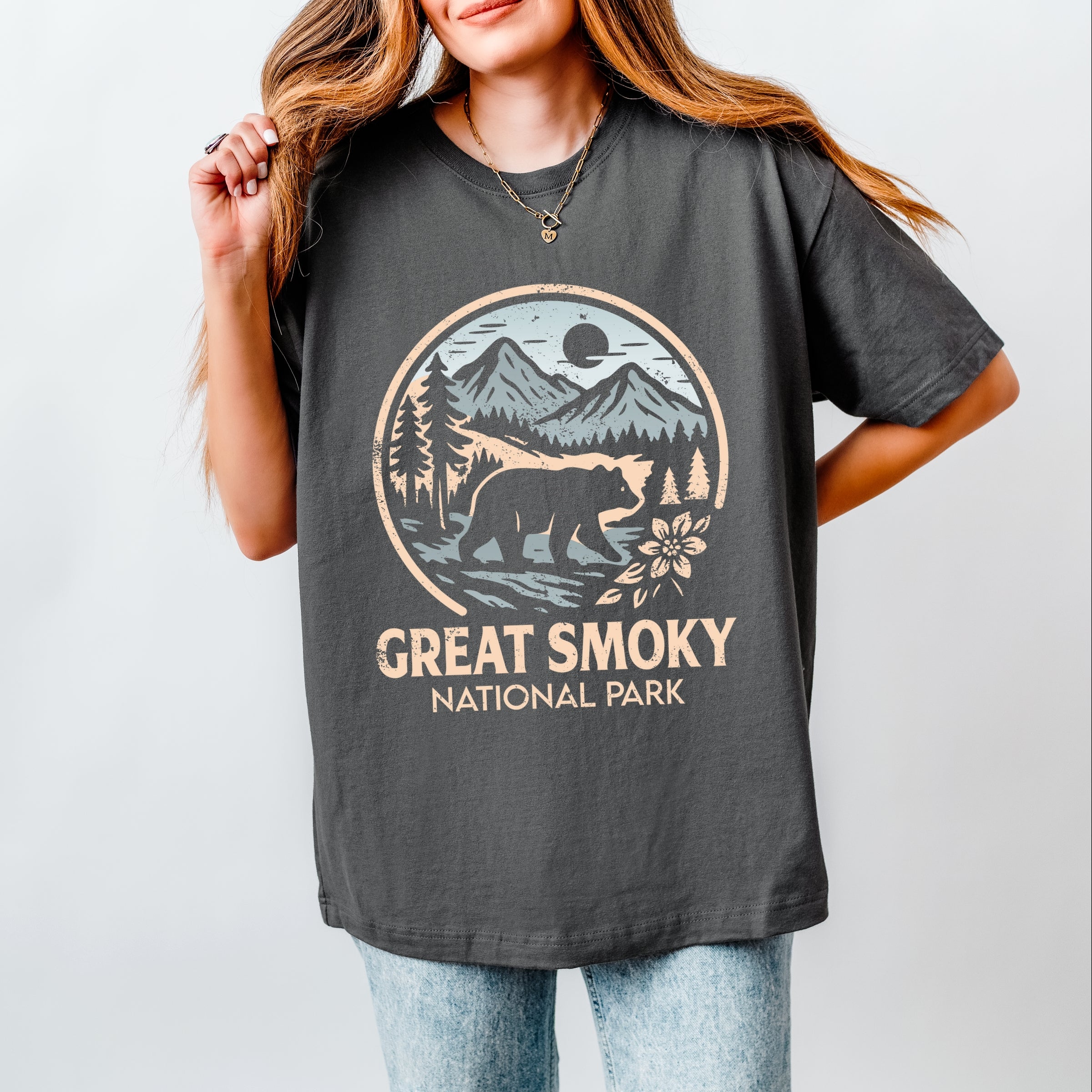 Great Smoky National Park Two-Toned Circle - Women's Heavyweight Graphic T-Shirt