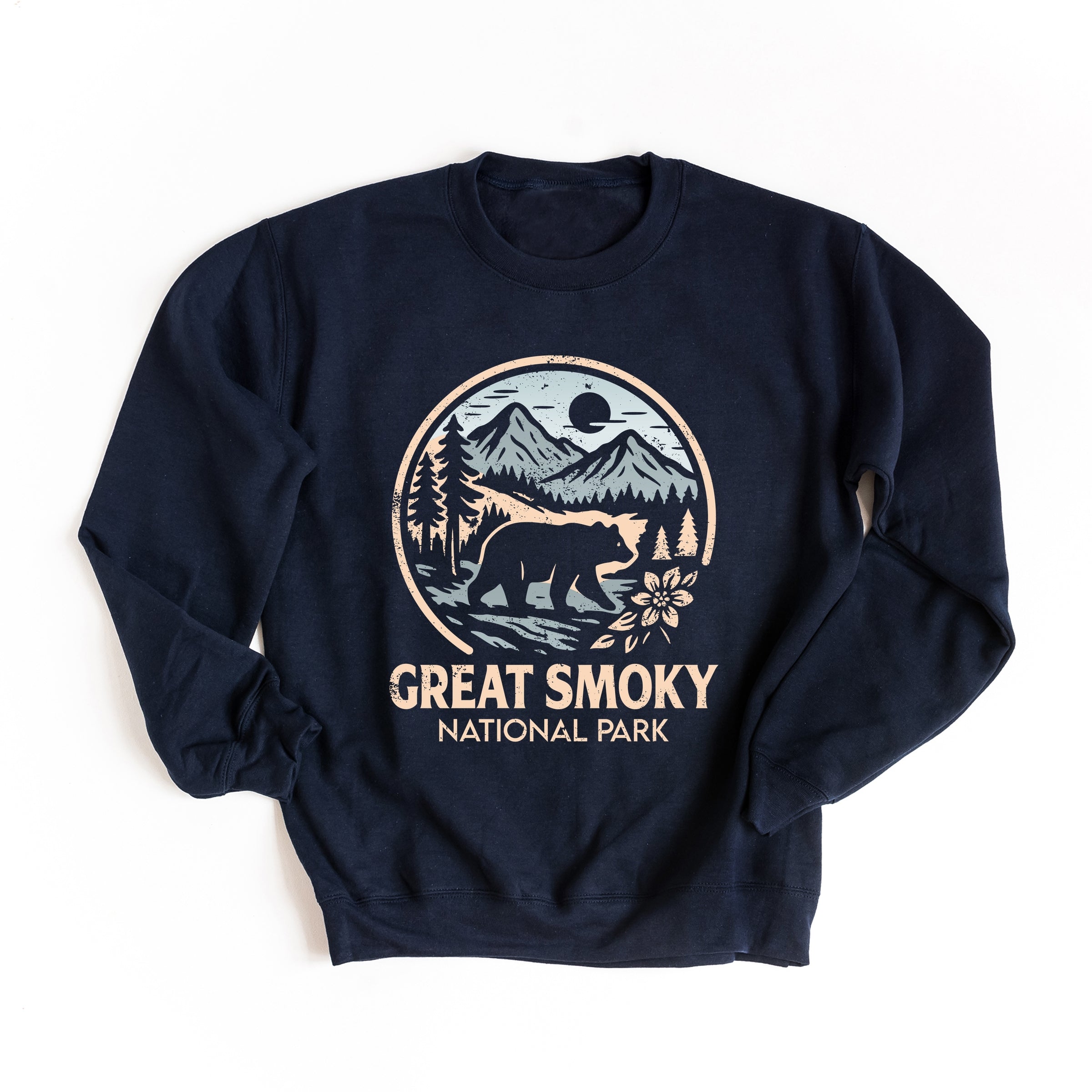 Great Smoky National Park Two-Toned Circle - Women's Graphic Sweatshirt