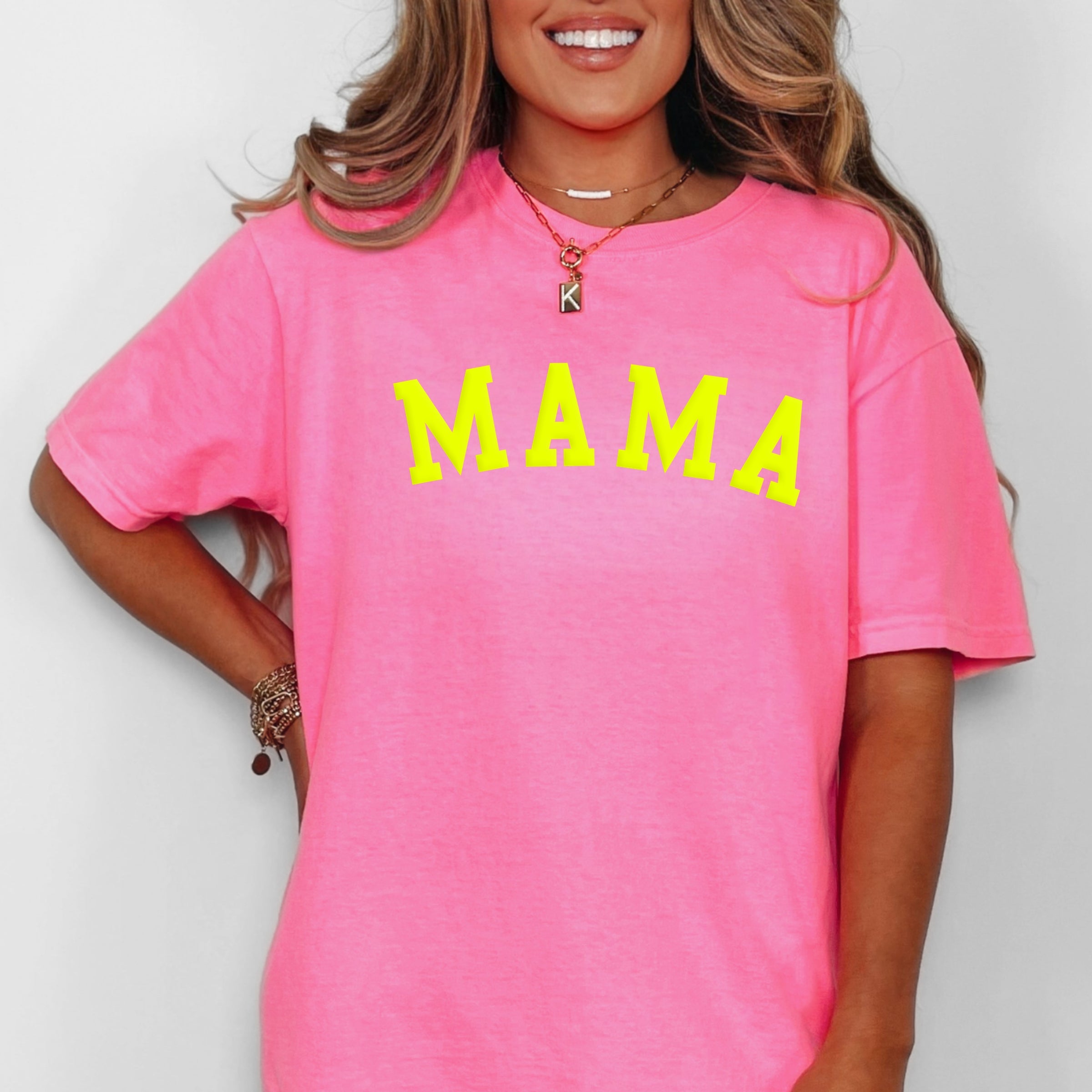 Mama Bold Puff Print - Women's Garment Dyed Graphic T-Shirt