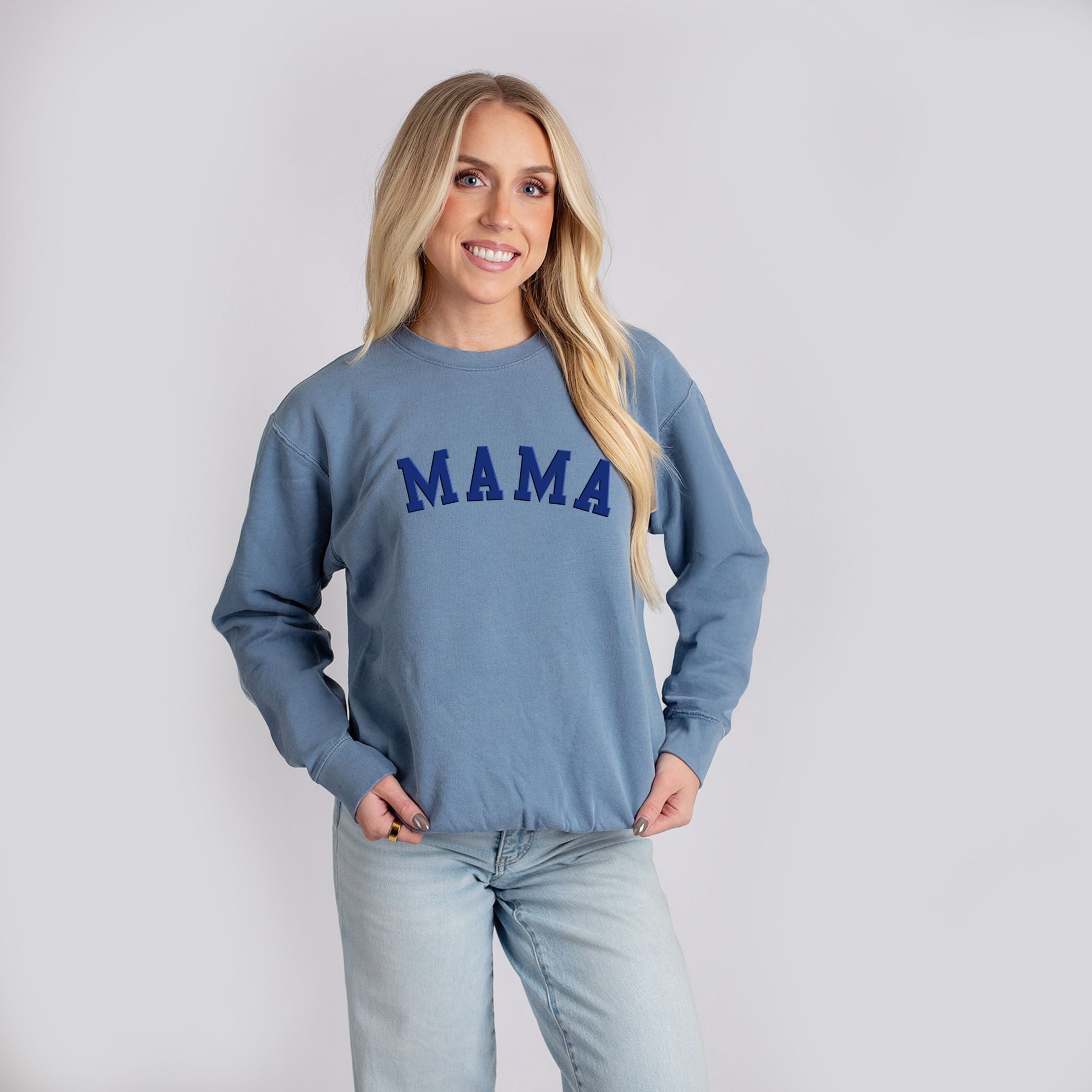 Mama Bold Puff Print - Women's Lightweight Garment Dyed Sweatshirt