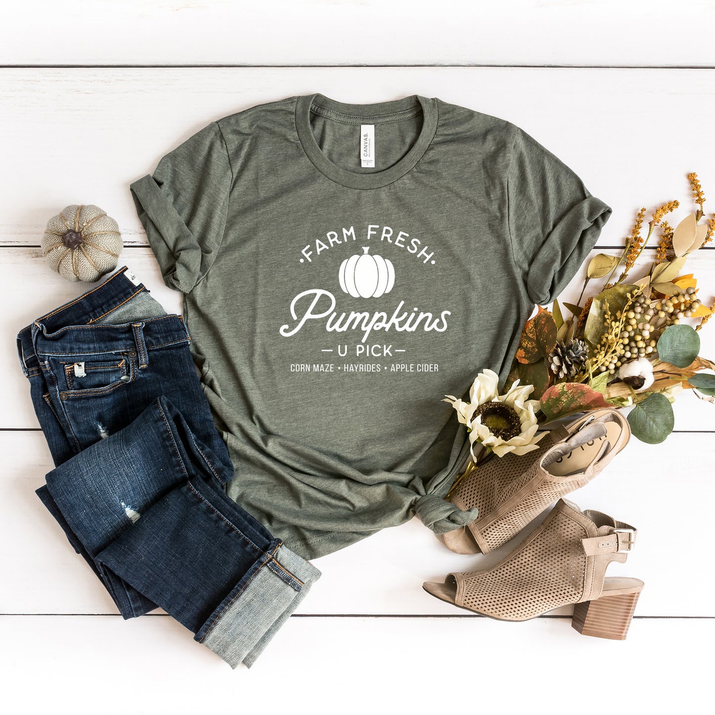 Farm Fresh Pumpkins | Short Sleeve Graphic Tee