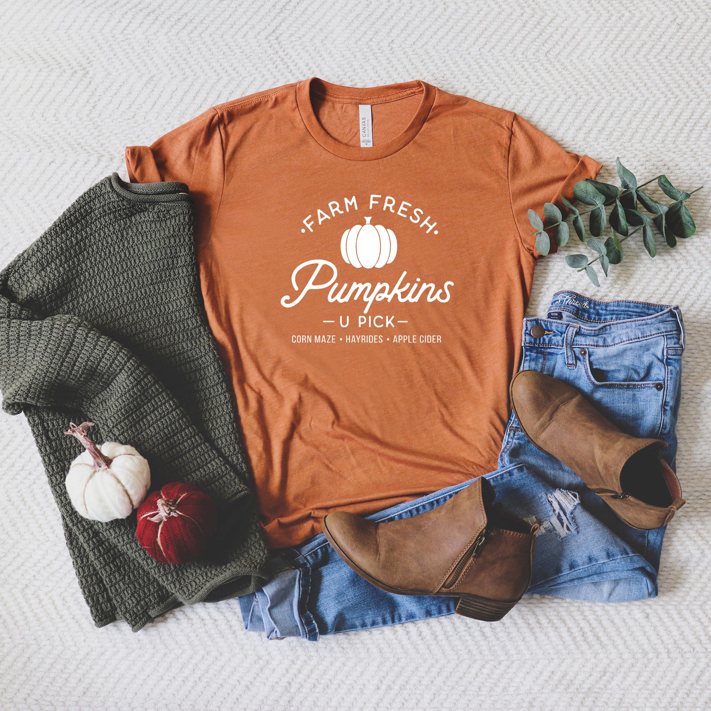 Farm Fresh Pumpkins | Short Sleeve Graphic Tee