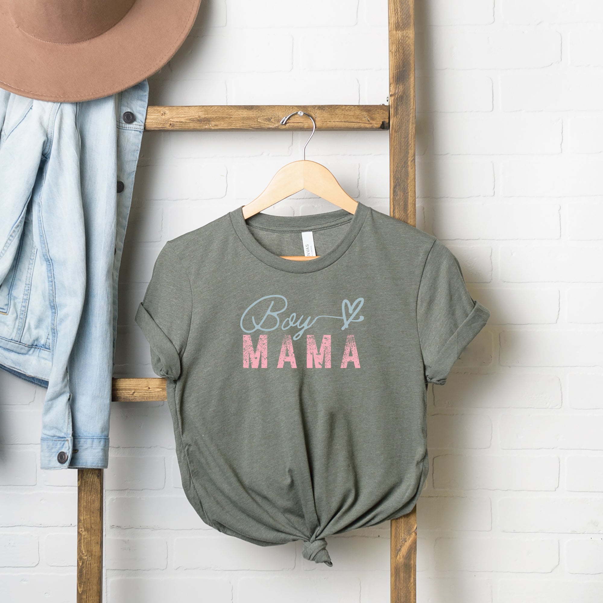Boy Mama Heart Colorful | Short Sleeve Graphic Tee