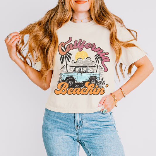 California Beachin' Car | Relaxed Fit Cropped Tee