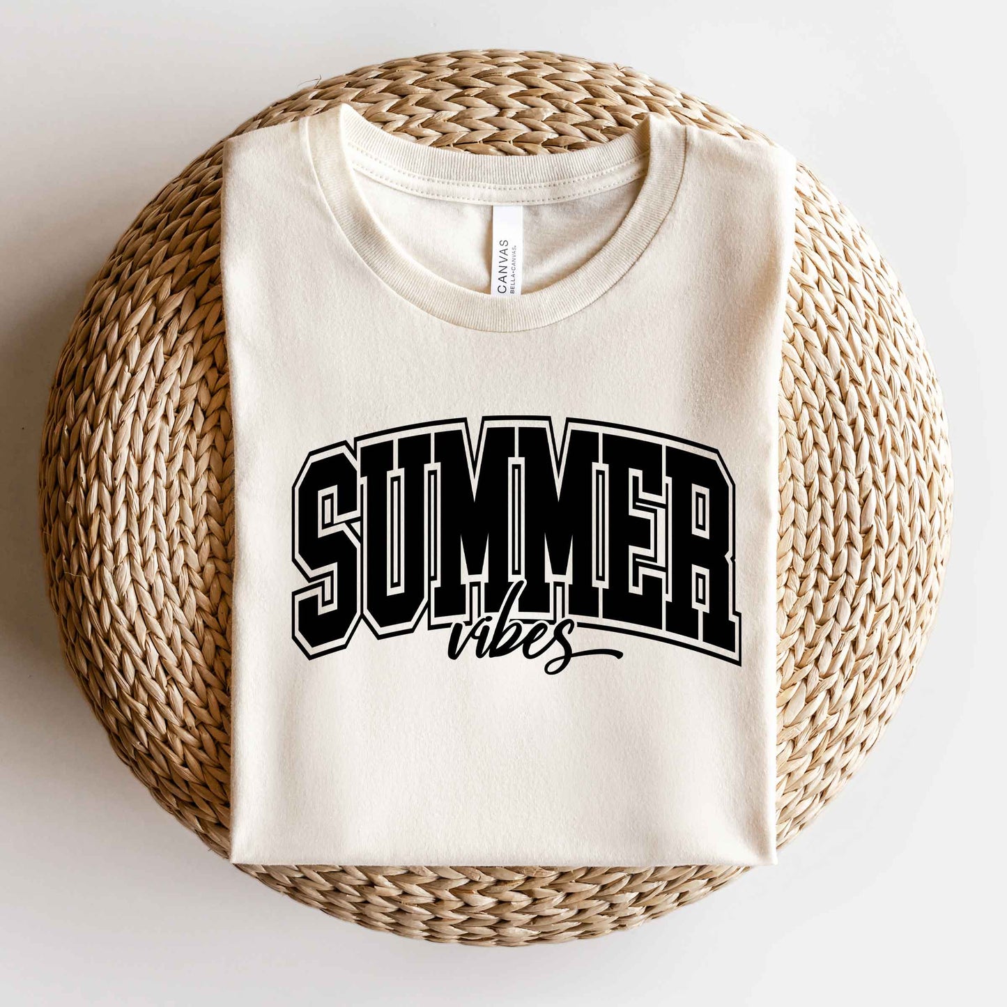 Varsity Summer Vibes Cursive | Short Sleeve Graphic Tee