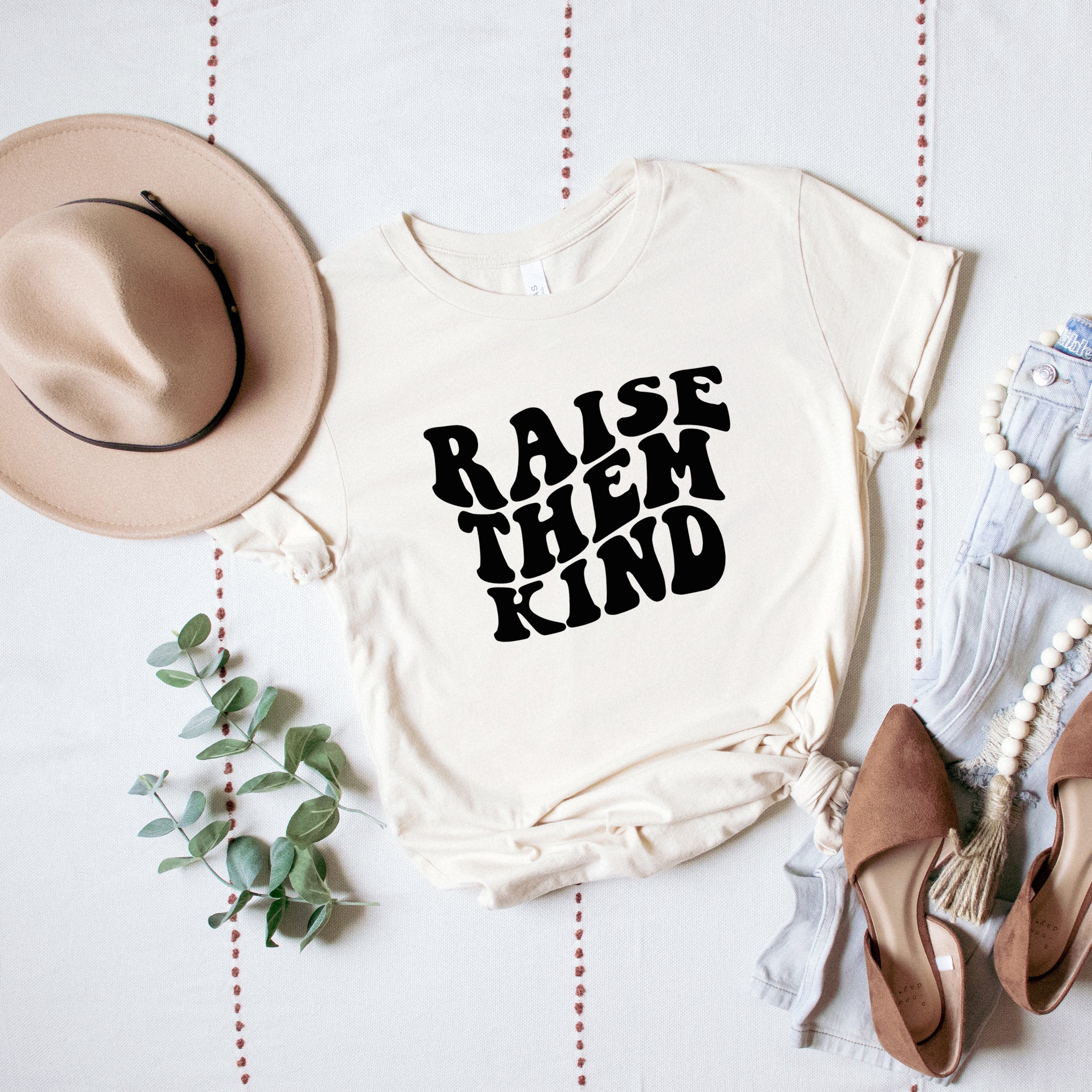 Raise Them Kind Wavy | Short Sleeve Graphic Tee