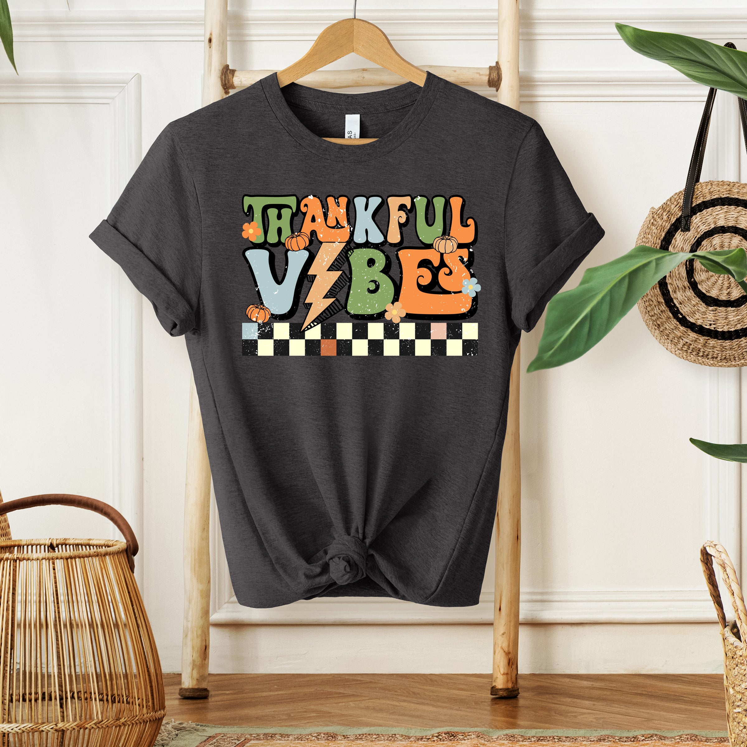 Thankful Vibes Checkered | Short Sleeve Crew Neck